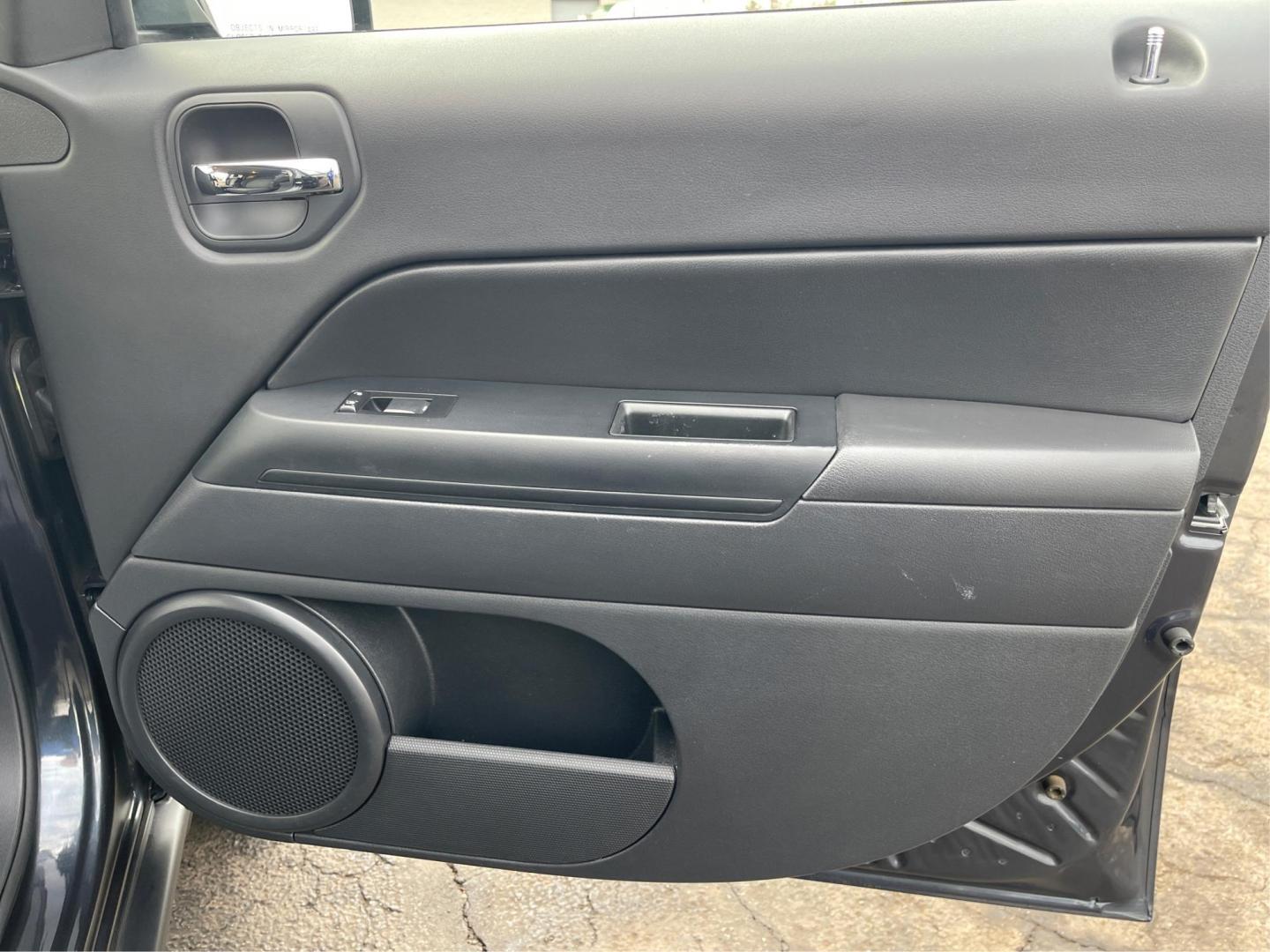 2016 Jeep Patriot Latitude (1C4NJRFB0GD) with an Other engine, located at 1951 S Dayton Lakeview Rd., New Carlisle, OH, 45344, (937) 908-9800, 39.890999, -84.050255 - 2016 Jeep Patriot Latitude - Photo#17