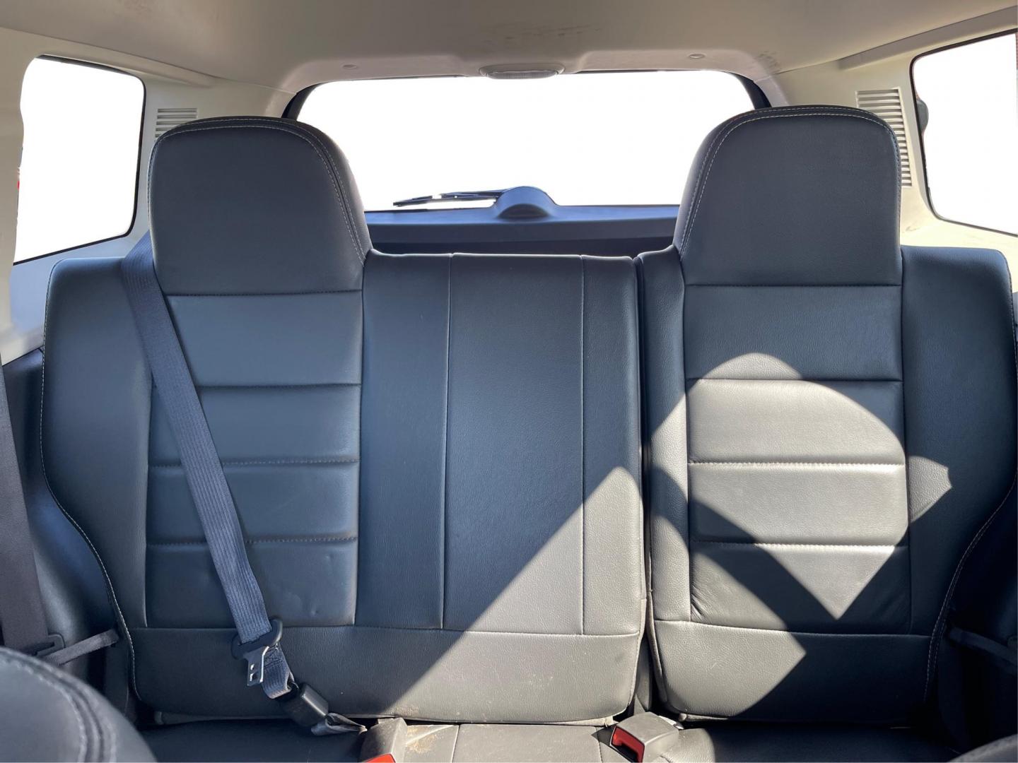 2016 Jeep Patriot High Altitude Edition (1C4NJPFAXGD) with an 2L I-4 DOHC engine, located at 8750 N County Rd 25A, Piqua, OH, 45356, (937) 908-9800, 40.164391, -84.232513 - 2016 Jeep Patriot High Altitude Edition - Photo#13