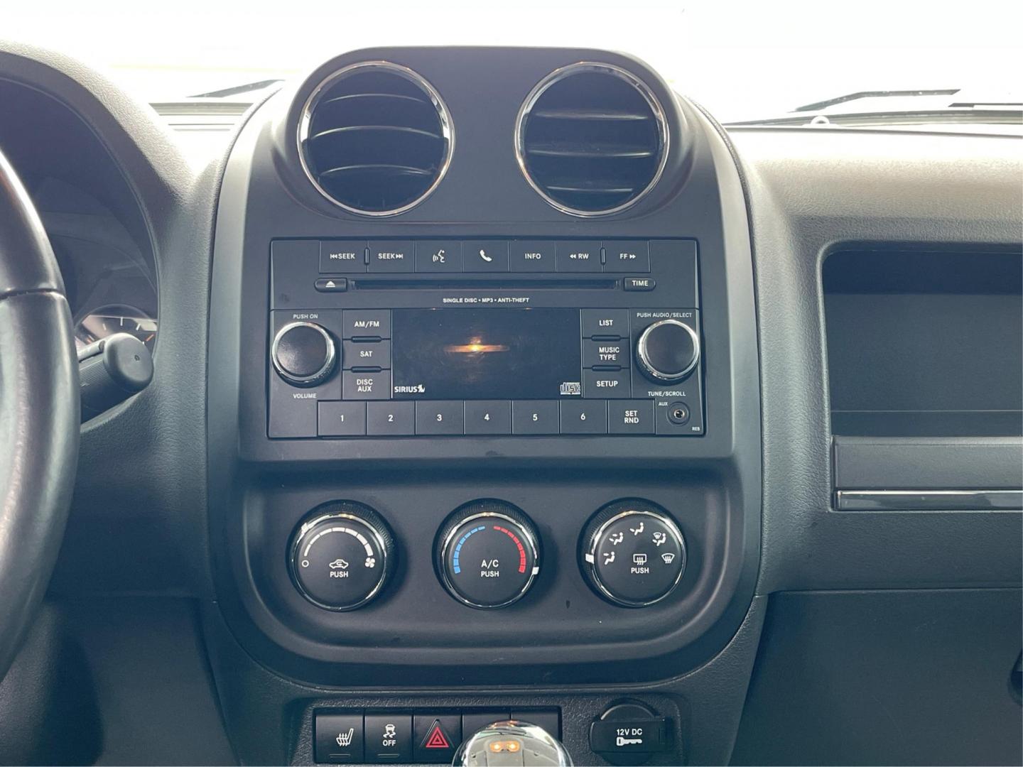 2016 Jeep Patriot Latitude (1C4NJRFB1GD) with an Other engine, located at 401 Woodman Dr, Riverside, OH, 45431, (937) 908-9800, 39.760899, -84.123421 - 2016 Jeep Patriot Latitude - Photo#11