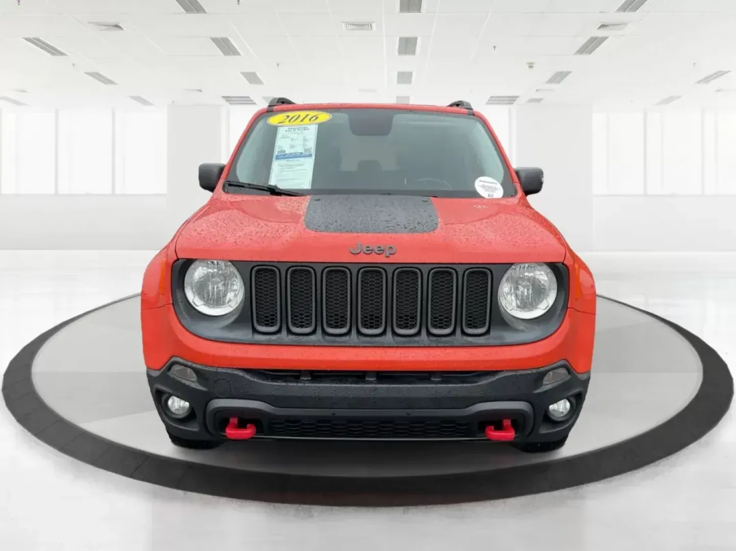 2016 Jeep Renegade Trailhawk (ZACCJBCT1GP) with an Tigershark MultiAir 2.4L I-4 variable valve contro engine, located at 1099 N County Rd 25A , Troy, OH, 45373, (937) 908-9800, 40.057079, -84.212883 - Embrace adventure and elevate your daily routine with this 2016 Jeep Renegade Trailhawk, a versatile Crossover designed for both urban commuting and weekend escapades. Ideal for budget-conscious buyers, this vehicle combines rugged capability with modern technology, making it perfect for growing fam - Photo#6