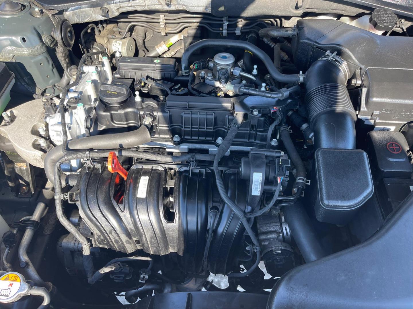 2016 Kia Optima LX (KNAGT4L3XG5) with an 2.4L L4 DOHC 16V engine, 6-Speed Automatic transmission, located at 1099 N County Rd 25A , Troy, OH, 45373, (937) 908-9800, 40.057079, -84.212883 - 2016 Kia Optima LX - Photo#10
