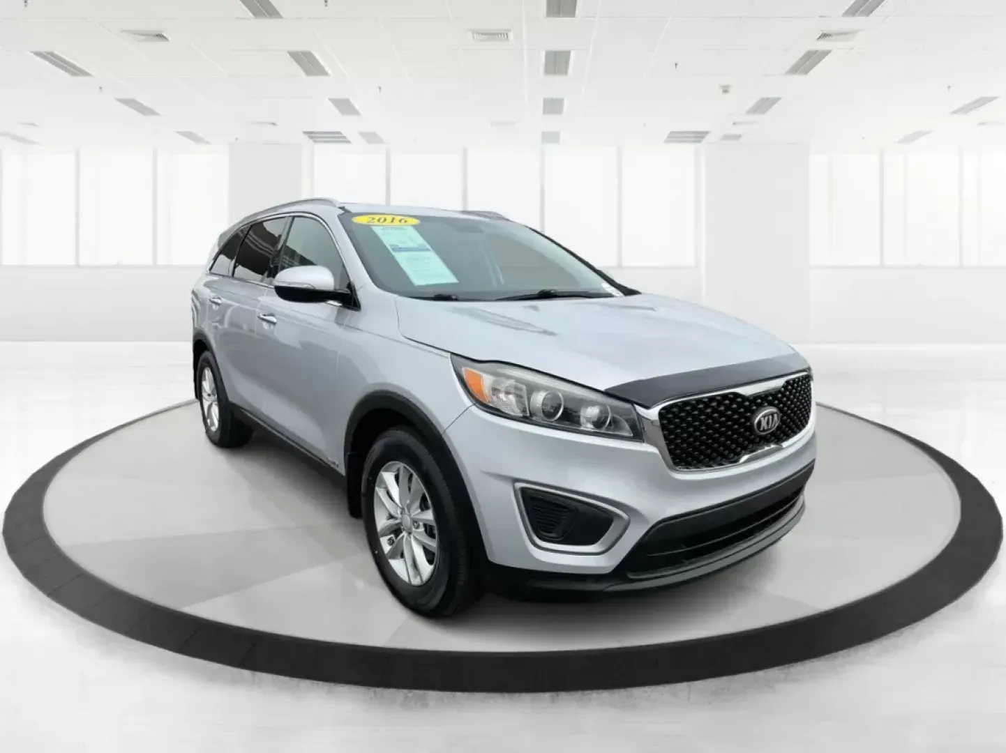 2016 Kia Sorento 2.4L LX (5XYPGDA39GG) with an 2.4L I-4 gasoline direct injection engine, located at 1099 N County Rd 25A , Troy, OH, 45373, (937) 908-9800, 40.057079, -84.212883 - 2016 Kia Sorento 2.4L LX - Photo#0