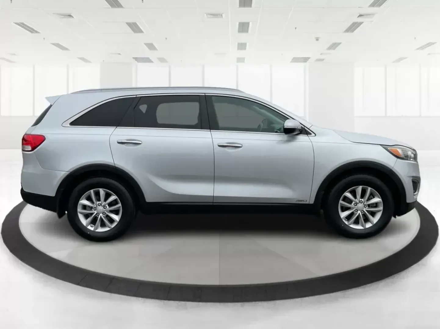 2016 Kia Sorento 2.4L LX (5XYPGDA39GG) with an 2.4L I-4 gasoline direct injection engine, located at 1099 N County Rd 25A , Troy, OH, 45373, (937) 908-9800, 40.057079, -84.212883 - 2016 Kia Sorento 2.4L LX - Photo#1