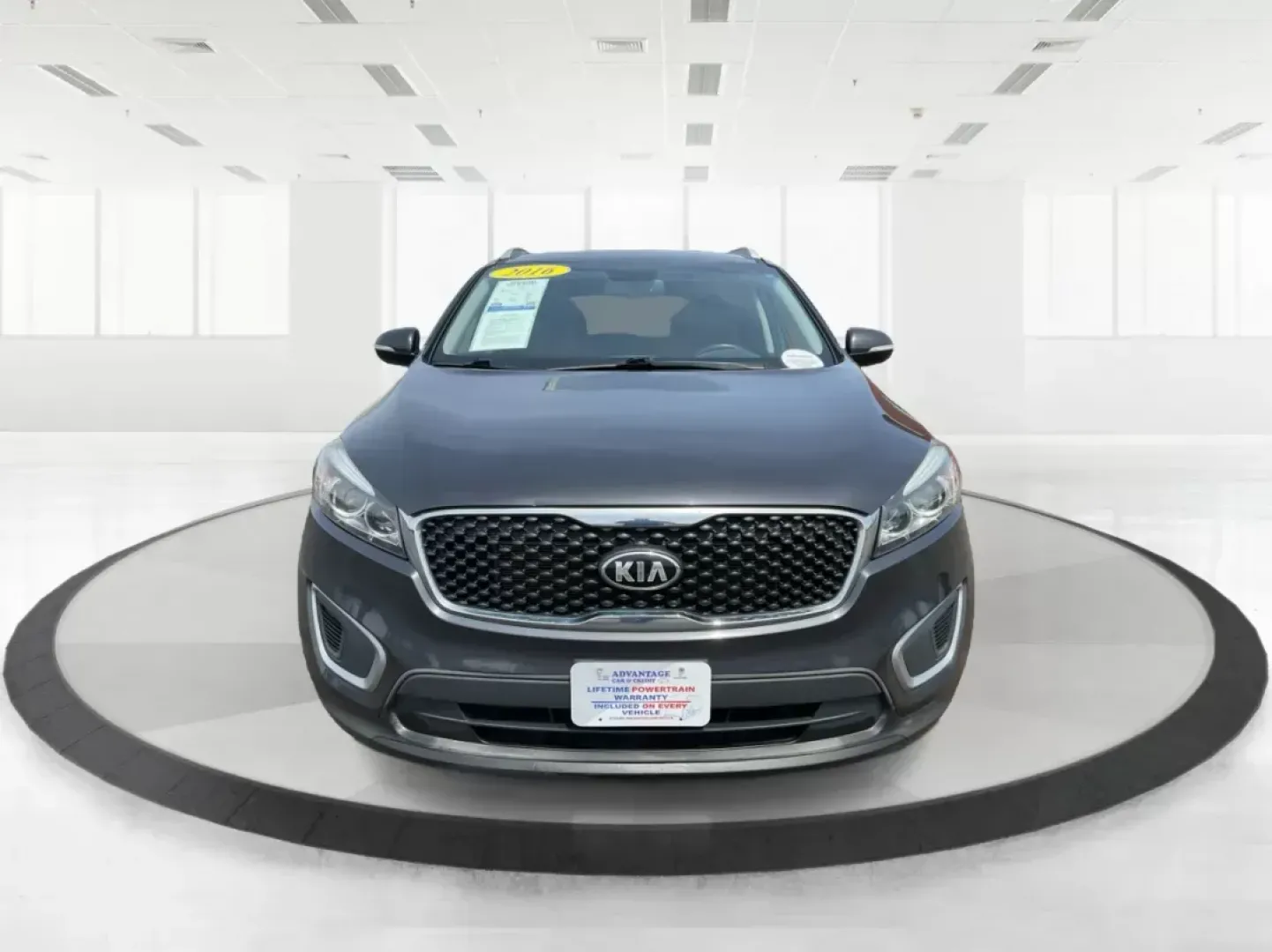 2016 Kia Sorento 2.4L LX (5XYPGDA33GG) with an 2.4L I-4 gasoline direct injection engine, located at 1184 Kauffman Ave, Fairborn, OH, 45324, (937) 908-9800, 39.807072, -84.030914 - ### Embrace Adventure with the 2016 Kia Sorento: Your Perfect Family SUV!<br /> <br /> Are you ready to elevate your family's travel game? The 2016 Kia Sorento, available now at **Advantage Car and Credit** in Fairborn, OH, offers the perfect blend of space, comfort, and reliability for family adven - Photo#6