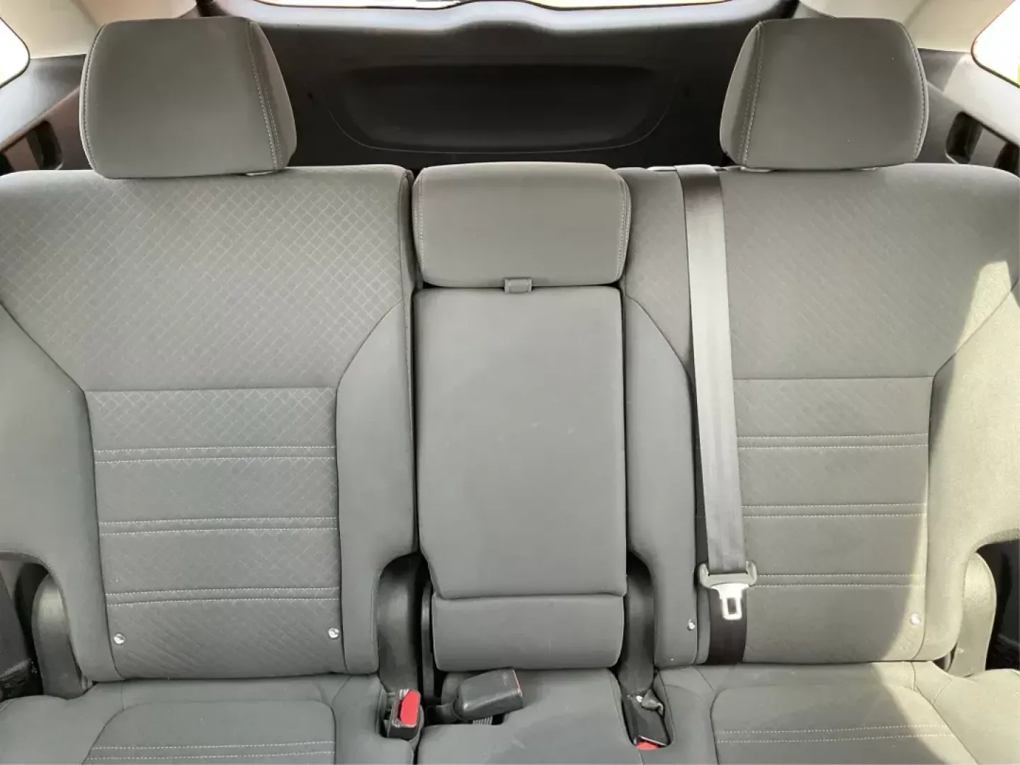 2016 Kia Sorento 2.4L LX (5XYPGDA33GG) with an 2.4L I-4 gasoline direct injection engine, located at 1184 Kauffman Ave, Fairborn, OH, 45324, (937) 908-9800, 39.807072, -84.030914 - ### Embrace Adventure with the 2016 Kia Sorento: Your Perfect Family SUV!<br /> <br /> Are you ready to elevate your family's travel game? The 2016 Kia Sorento, available now at **Advantage Car and Credit** in Fairborn, OH, offers the perfect blend of space, comfort, and reliability for family adven - Photo#13