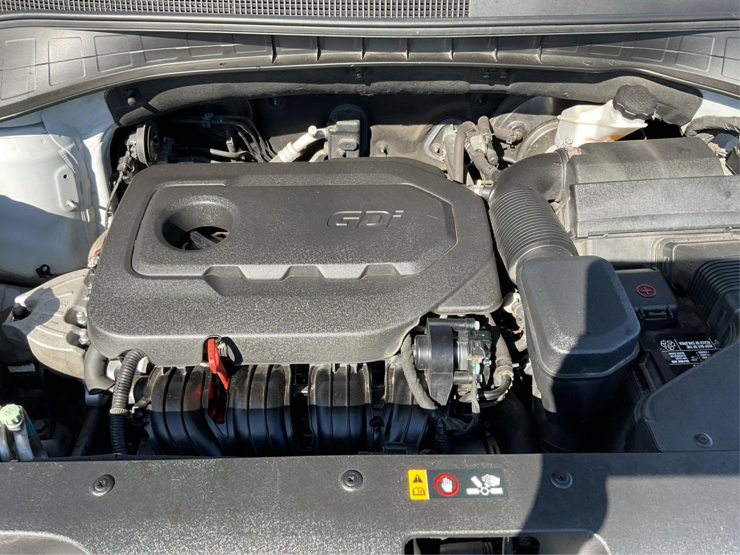 2016 Kia Sorento 2.4L LX (5XYPG4A34GG) with an 2.4L I-4 gasoline direct injection engine, located at 1230 East Main St, Xenia, OH, 45385, (937) 908-9800, 39.688026, -83.910172 - 2016 Kia Sorento 2.4L LX - Photo#10