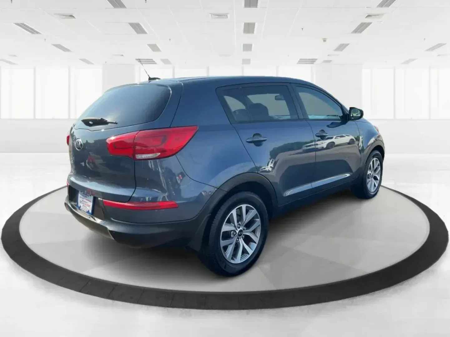 2016 Kia Sportage LX (KNDPB3AC1G7) with an Theta II 2.4L I-4 gasoline direct injection engine, located at 1951 S Dayton Lakeview Rd., New Carlisle, OH, 45344, (937) 908-9800, 39.890999, -84.050255 - **2020 Kia Sportage LX: Your Perfect Companion for Family Adventures!**<br /> <br /> Are you ready to elevate your family outings or weekend getaways? Look no further than this stunning 2016 Kia Sportage LX, available now at Advantage Car and Credit in Fairborn, OH. This versatile crossover, with it - Photo#2