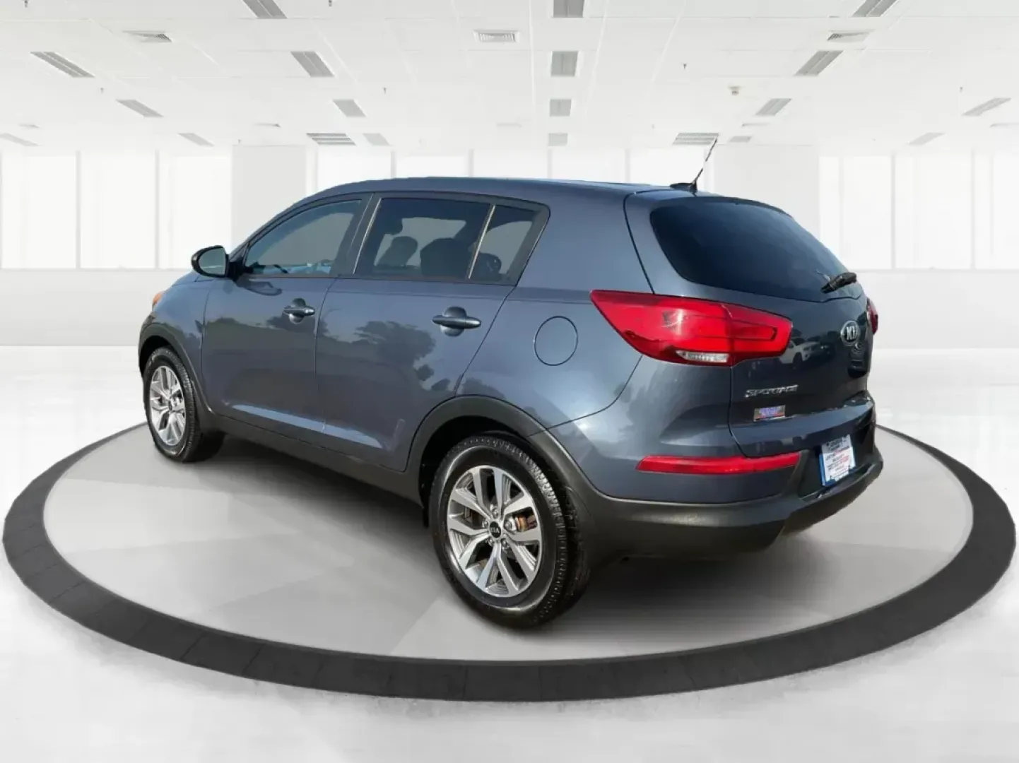 2016 Kia Sportage LX (KNDPB3AC1G7) with an Theta II 2.4L I-4 gasoline direct injection engine, located at 1951 S Dayton Lakeview Rd., New Carlisle, OH, 45344, (937) 908-9800, 39.890999, -84.050255 - **2020 Kia Sportage LX: Your Perfect Companion for Family Adventures!**<br /> <br /> Are you ready to elevate your family outings or weekend getaways? Look no further than this stunning 2016 Kia Sportage LX, available now at Advantage Car and Credit in Fairborn, OH. This versatile crossover, with it - Photo#4
