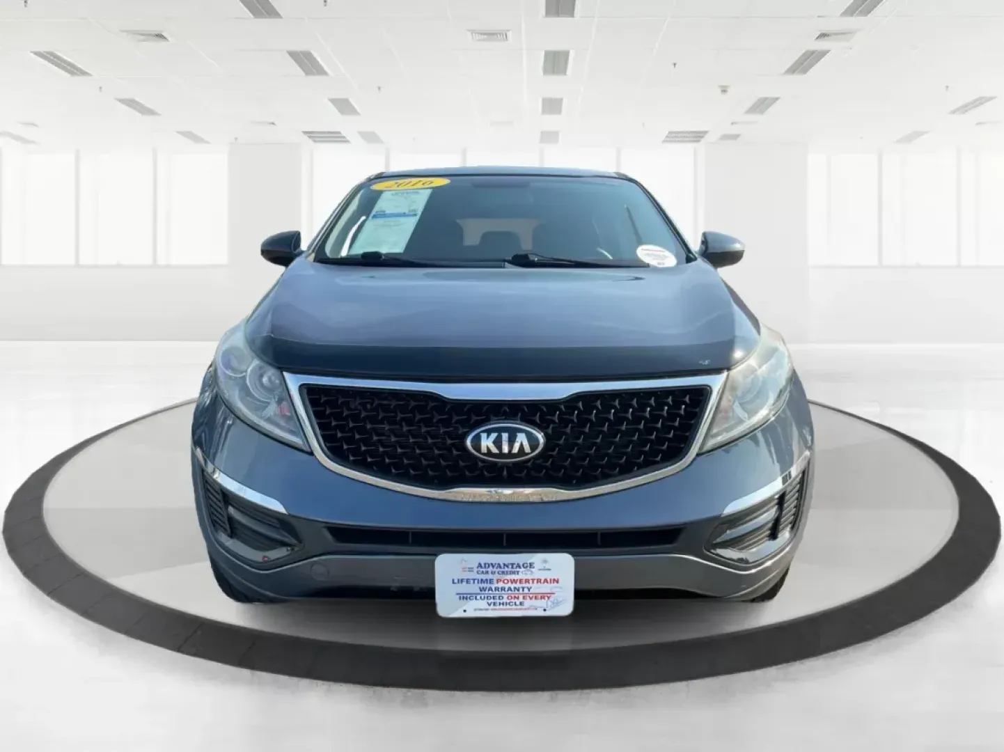 2016 Kia Sportage LX (KNDPB3AC1G7) with an Theta II 2.4L I-4 gasoline direct injection engine, located at 1951 S Dayton Lakeview Rd., New Carlisle, OH, 45344, (937) 908-9800, 39.890999, -84.050255 - **2020 Kia Sportage LX: Your Perfect Companion for Family Adventures!**<br /> <br /> Are you ready to elevate your family outings or weekend getaways? Look no further than this stunning 2016 Kia Sportage LX, available now at Advantage Car and Credit in Fairborn, OH. This versatile crossover, with it - Photo#6