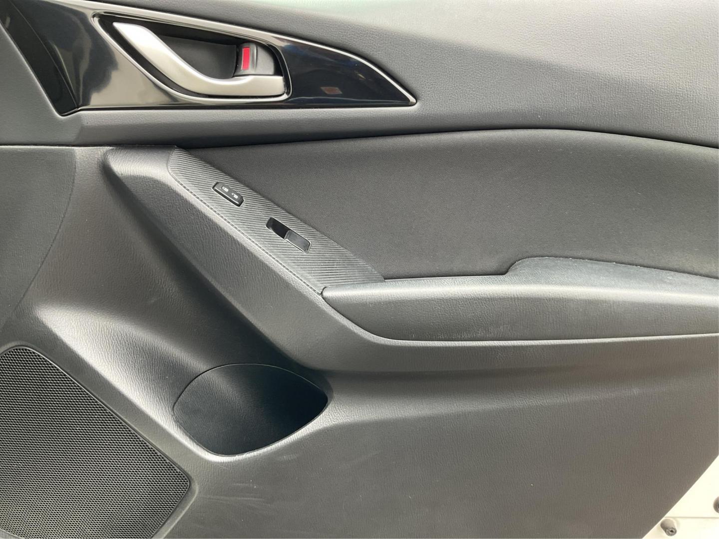 2016 Mazda Mazda3 i Sport (3MZBM1T74GM) with an SKYACTIV-G 2L I-4 gasoline direct injection engine, located at 1230 East Main St, Xenia, OH, 45385, (937) 908-9800, 39.688026, -83.910172 - 2016 Mazda Mazda3 i Sport - Photo#17