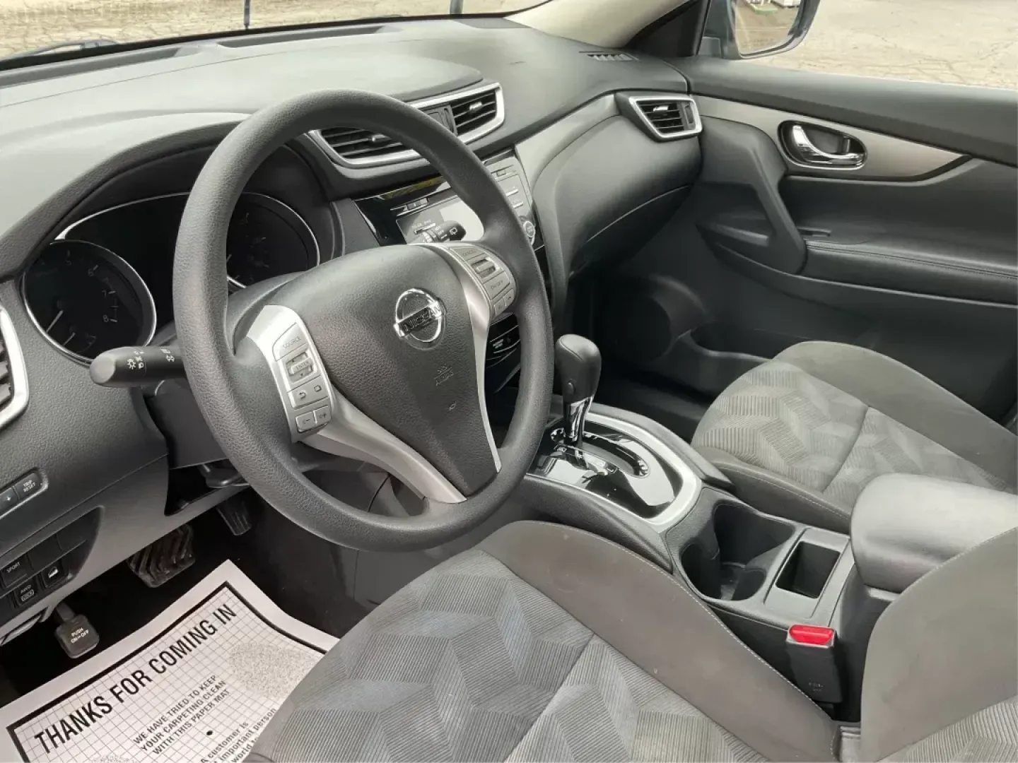 2016 Nissan Rogue S AWD (KNMAT2MV4GP) with an 2.5L L4 DOHC 16V engine, Continuously Variable Transmission transmission, located at 1184 Kauffman Ave, Fairborn, OH, 45324, (937) 908-9800, 39.807072, -84.030914 - 2016 Nissan Rogue S AWD - Photo#8