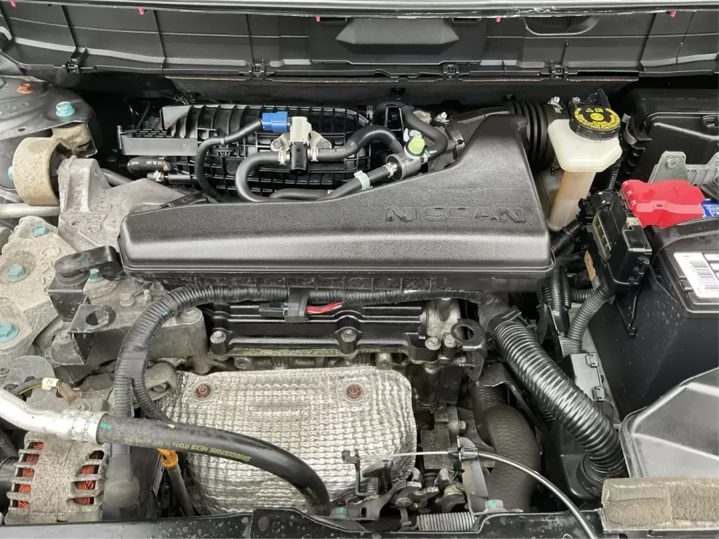 2016 Nissan Rogue S AWD (KNMAT2MV4GP) with an 2.5L L4 DOHC 16V engine, Continuously Variable Transmission transmission, located at 1184 Kauffman Ave, Fairborn, OH, 45324, (937) 908-9800, 39.807072, -84.030914 - 2016 Nissan Rogue S AWD - Photo#10