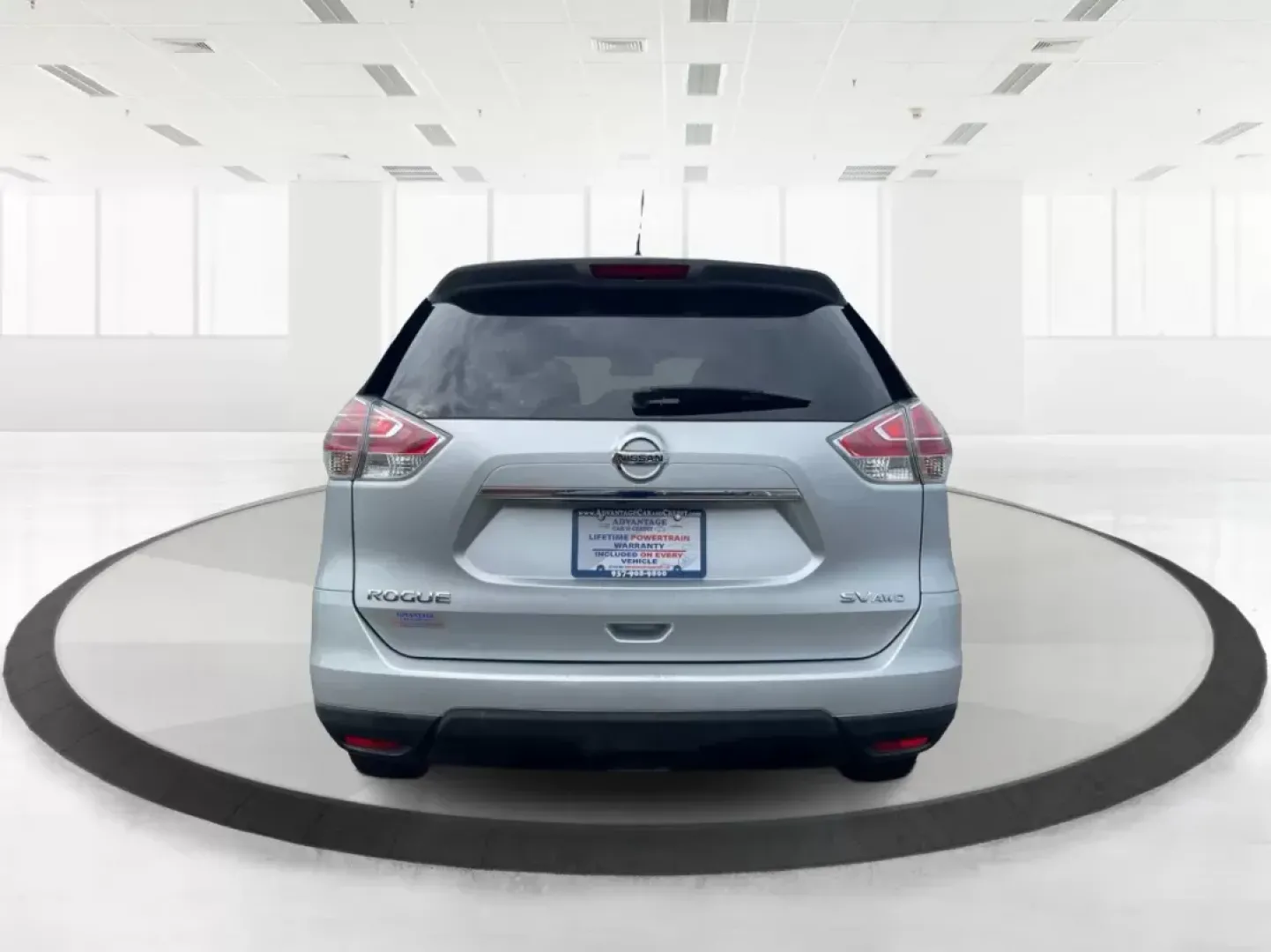 2016 Nissan Rogue SV (KNMAT2MV9GP) with an 2.5L I-4 DOHC engine, located at 1184 Kauffman Ave, Fairborn, OH, 45324, (937) 908-9800, 39.807072, -84.030914 - **Elevate Your Lifestyle with the 2016 Nissan Rogue SV Perfect for Family Adventures in Fairborn!**<br /> <br /> Are you searching for a vehicle that seamlessly fits into your active lifestyle? Look no further than the 2016 Nissan Rogue SV, now available at Advantage Car and Credit in Fairborn, OH. - Photo#3
