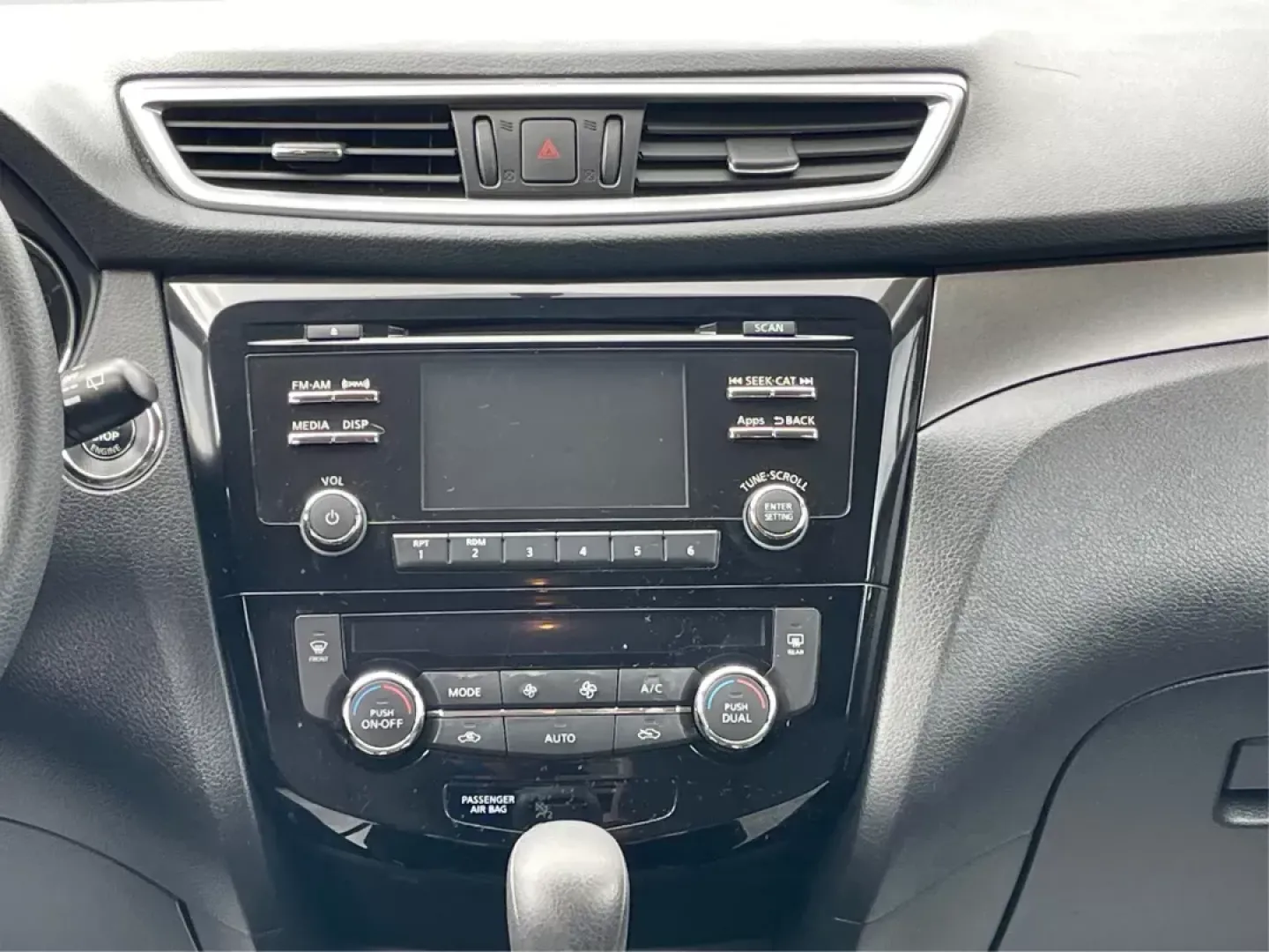 2016 Nissan Rogue SV (KNMAT2MV9GP) with an 2.5L I-4 DOHC engine, located at 1184 Kauffman Ave, Fairborn, OH, 45324, (937) 908-9800, 39.807072, -84.030914 - **Elevate Your Lifestyle with the 2016 Nissan Rogue SV Perfect for Family Adventures in Fairborn!**<br /> <br /> Are you searching for a vehicle that seamlessly fits into your active lifestyle? Look no further than the 2016 Nissan Rogue SV, now available at Advantage Car and Credit in Fairborn, OH. - Photo#12