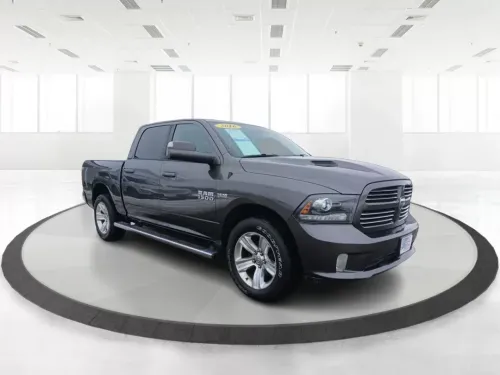 2016 RAM 1500 Sport Crew Cab SWB 4WD