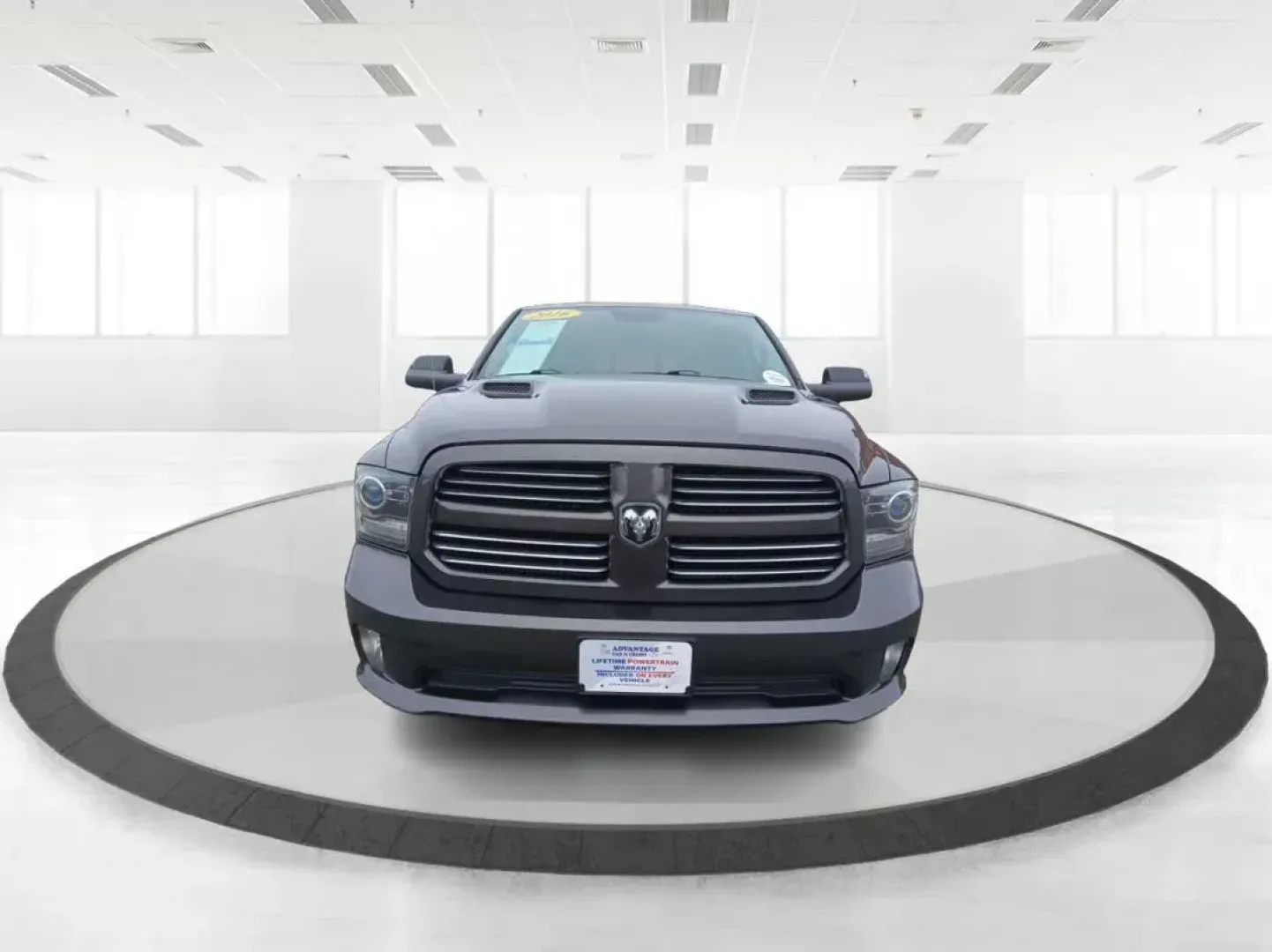 2016 Ram 1500 Sport Crew Cab SWB 4WD (1C6RR7MT8GS) with an 5.7L V8 OHV 16V engine, 8-Speed Automatic transmission, located at 401 Woodman Dr, Riverside, OH, 45431, (937) 908-9800, 39.760899, -84.123421 - Are you ready to elevate your weekend adventures or tackle your daily commute with style and power? Discover the perfect blend of capability and comfort with the 2016 Ram 1500 Sport Crew Cab SWB 4WD, available now at Advantage Car and Credit in Fairborn, OH. This truck is not just a vehicle; it's a - Photo#6