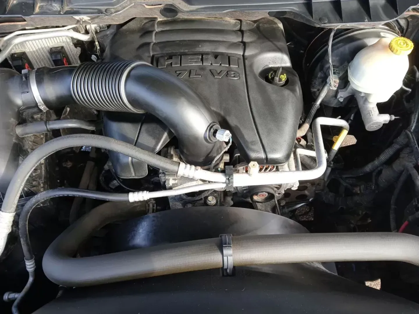 2016 Ram 1500 Laramie (1C6RR7NT4GS) with an Other engine, located at 401 Woodman Dr, Riverside, OH, 45431, (937) 908-9800, 39.760899, -84.123421 - 2016 Ram 1500 Laramie - Photo#11