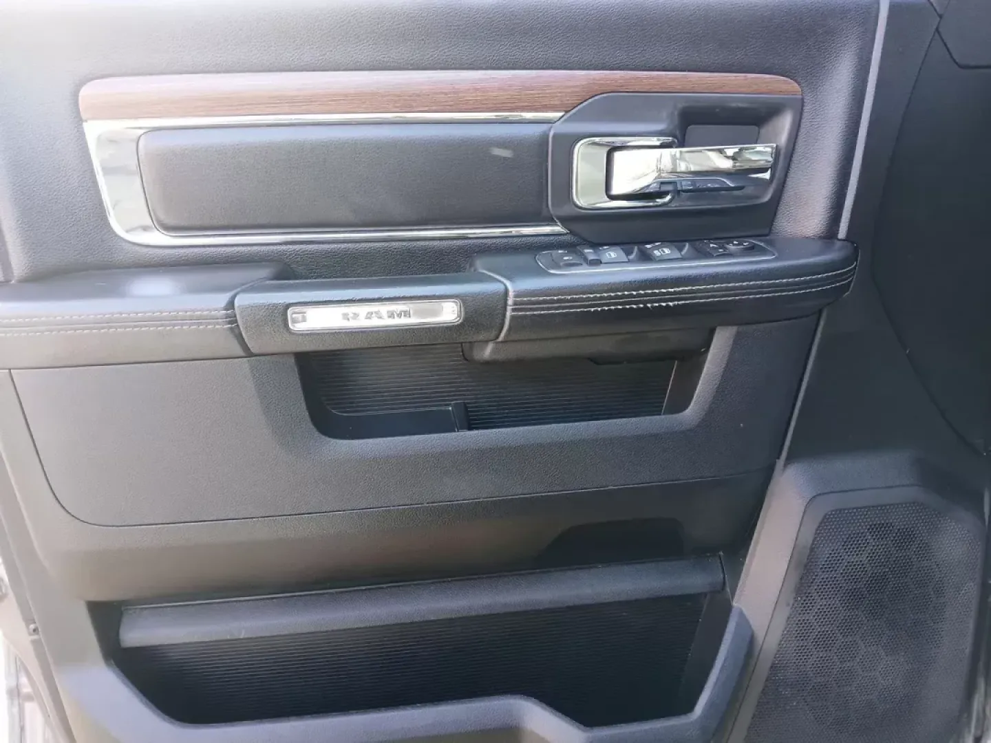 2016 Ram 1500 Laramie (1C6RR7NT4GS) with an Other engine, located at 401 Woodman Dr, Riverside, OH, 45431, (937) 908-9800, 39.760899, -84.123421 - 2016 Ram 1500 Laramie - Photo#18