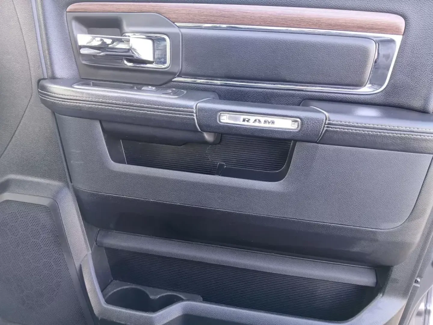 2016 Ram 1500 Laramie (1C6RR7NT4GS) with an Other engine, located at 401 Woodman Dr, Riverside, OH, 45431, (937) 908-9800, 39.760899, -84.123421 - 2016 Ram 1500 Laramie - Photo#19