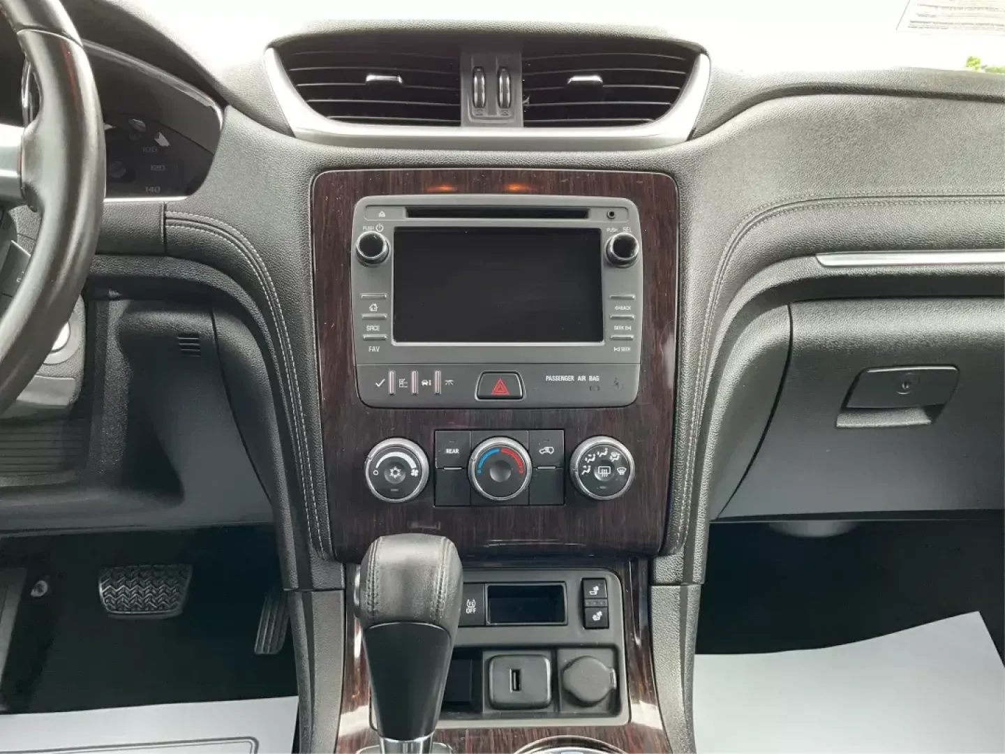 2017 Chevrolet Traverse 1LT (1GNKRGKD3HJ) with an 3.6L V-6 gasoline direct injection engine, located at 401 Woodman Dr, Riverside, OH, 45431, (937) 908-9800, 39.760899, -84.123421 - 2017 Chevrolet Traverse 1LT - Photo#11