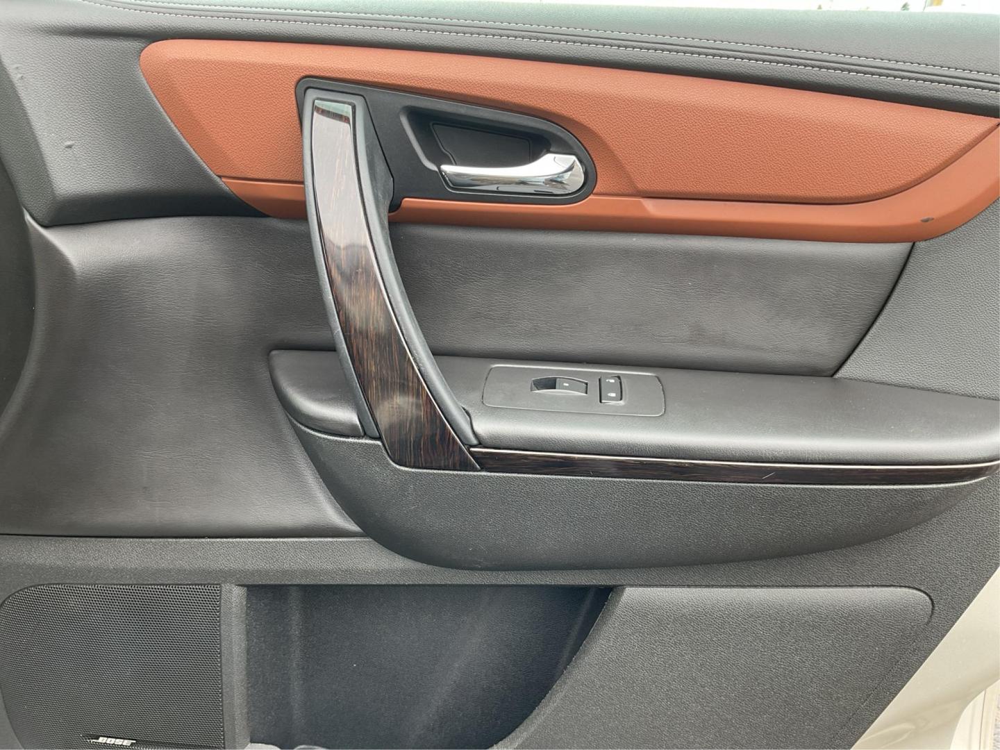2017 Chevrolet Traverse Premier (1GNKRJKD4HJ) with an Other engine, located at 1230 East Main St, Xenia, OH, 45385, (937) 908-9800, 39.688026, -83.910172 - Third Row - Photo#19