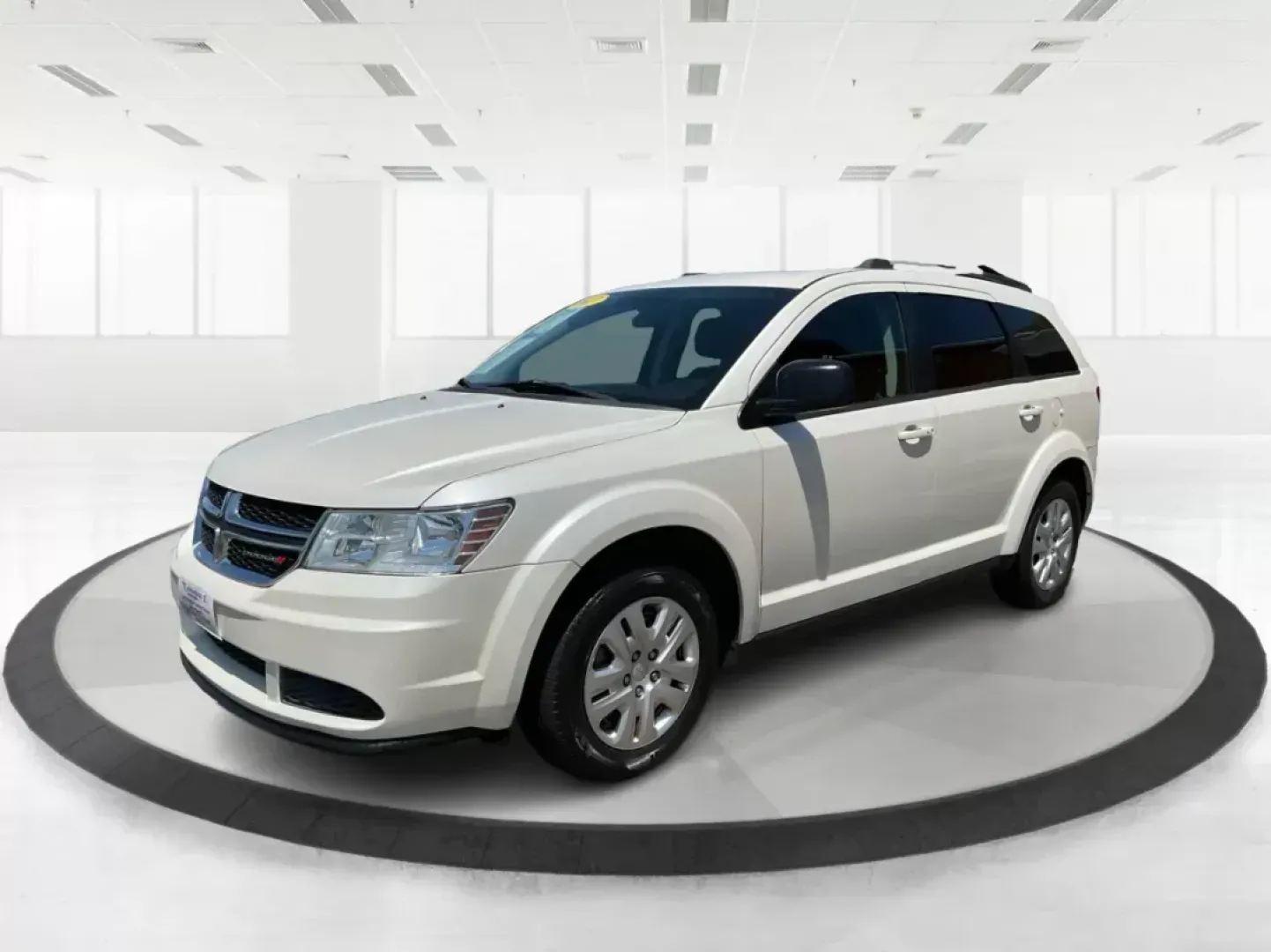 2017 Dodge Journey SE (3C4PDCAB2HT) with an 2.4L L4 DOHC 16V engine, 4-Speed Automatic transmission, located at 1951 S Dayton Lakeview Rd., New Carlisle, OH, 45344, (937) 908-9800, 39.890999, -84.050255 - **Unlock Your Adventures with the 2017 Dodge Journey SE at Advantage Car and Credit!**<br /> <br /> Are you on the lookout for a versatile SUV that fits seamlessly into your lifestyle? The 2017 Dodge Journey SE is your perfect match-ideal for growing families, weekend adventurers, or anyone in need - Photo#6