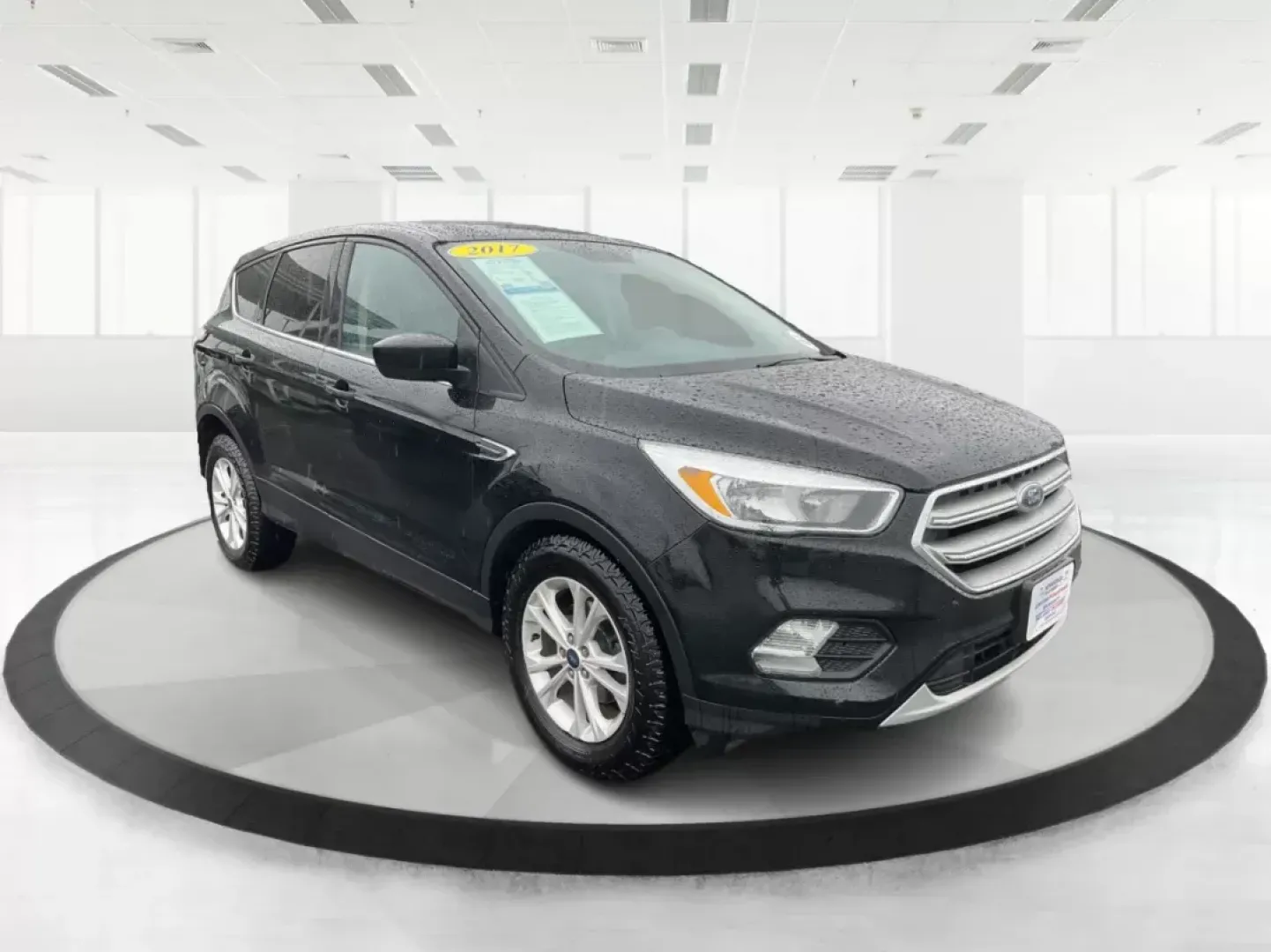 2017 Ford Escape SE FWD (1FMCU0GD6HU) with an 1.5L L4 DOHC 16V engine, 6-Speed Automatic transmission, located at 401 Woodman Dr, Riverside, OH, 45431, (937) 908-9800, 39.760899, -84.123421 - 2017 Ford Escape SE FWD - Photo#0