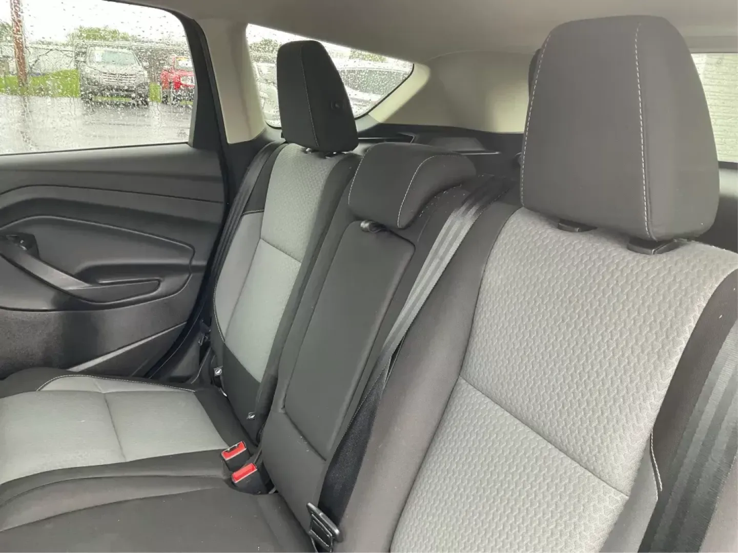 2017 Ford Escape SE FWD (1FMCU0GD6HU) with an 1.5L L4 DOHC 16V engine, 6-Speed Automatic transmission, located at 401 Woodman Dr, Riverside, OH, 45431, (937) 908-9800, 39.760899, -84.123421 - 2017 Ford Escape SE FWD - Photo#9