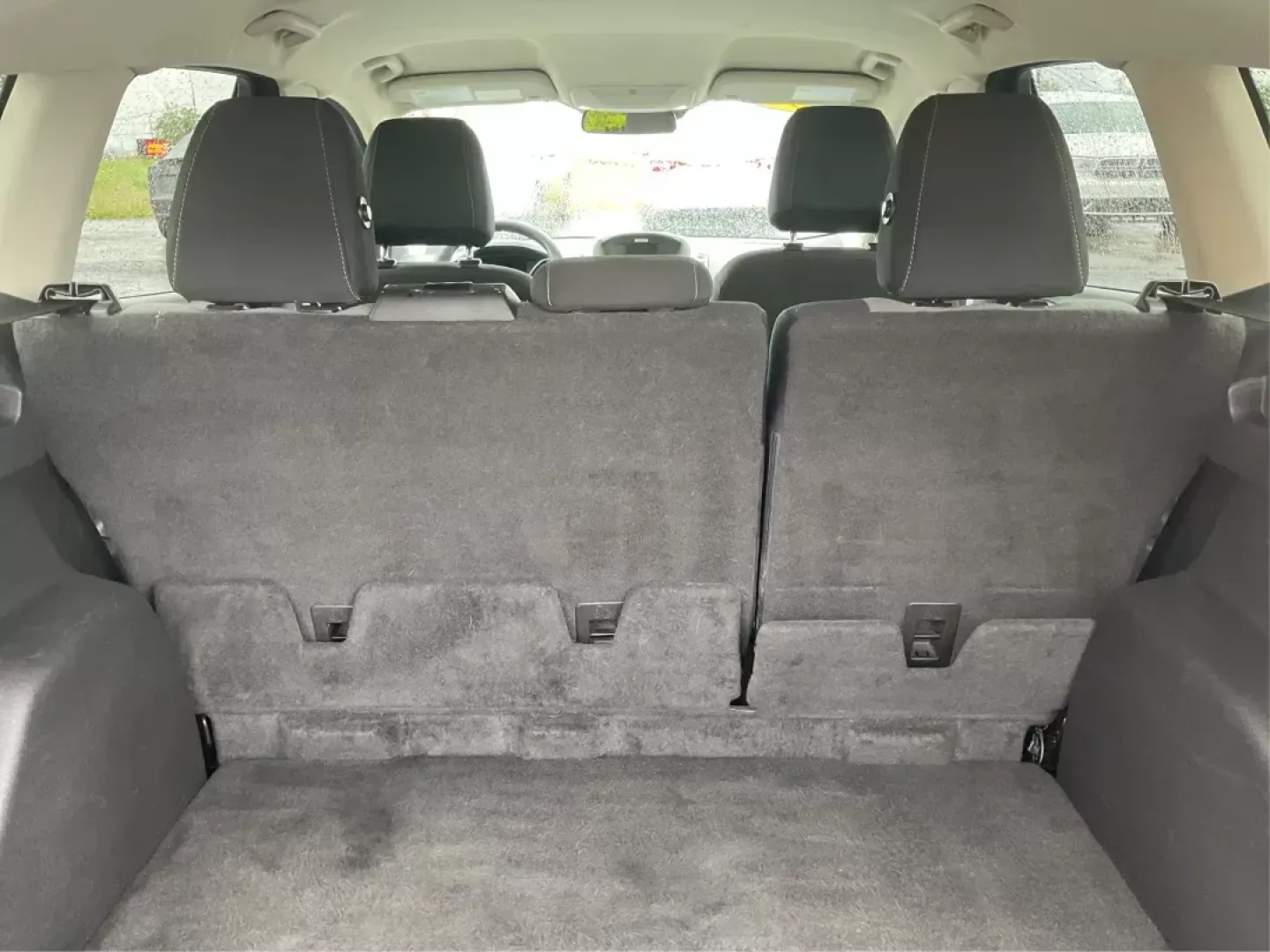 2017 Ford Escape SE FWD (1FMCU0GD6HU) with an 1.5L L4 DOHC 16V engine, 6-Speed Automatic transmission, located at 401 Woodman Dr, Riverside, OH, 45431, (937) 908-9800, 39.760899, -84.123421 - 2017 Ford Escape SE FWD - Photo#10