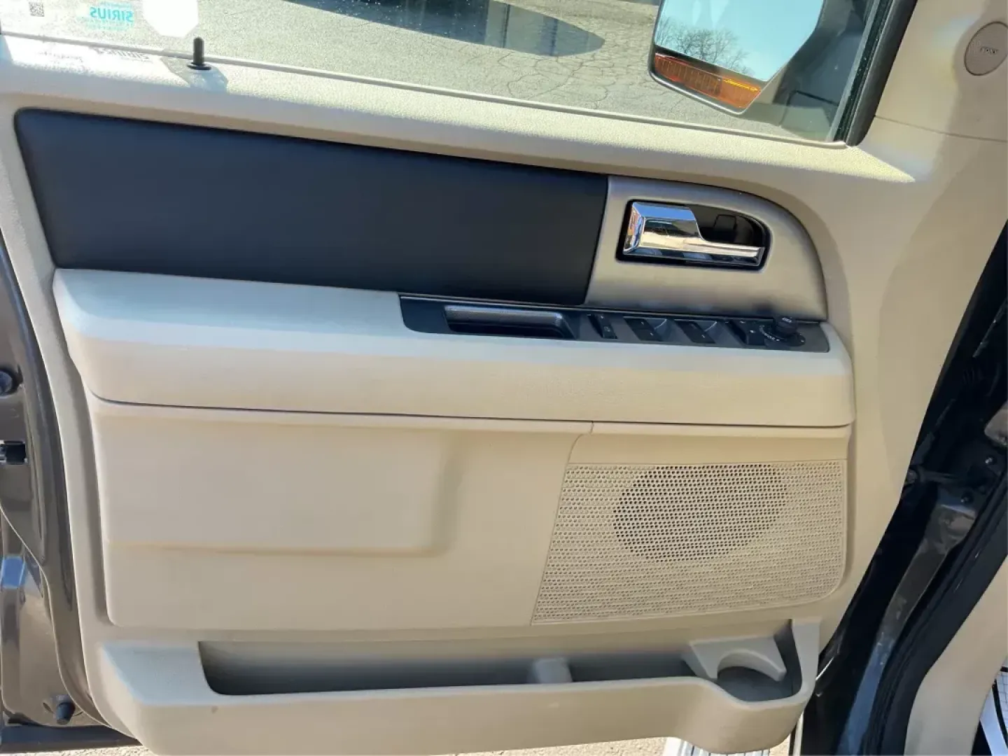 2017 Ford Expedition Limited (1FMJU2AT4HE) with an EcoBoost 3.5L V-6 gasoline direct injection engine, located at 1184 Kauffman Ave, Fairborn, OH, 45324, (937) 908-9800, 39.807072, -84.030914 - Third Row - Photo#18