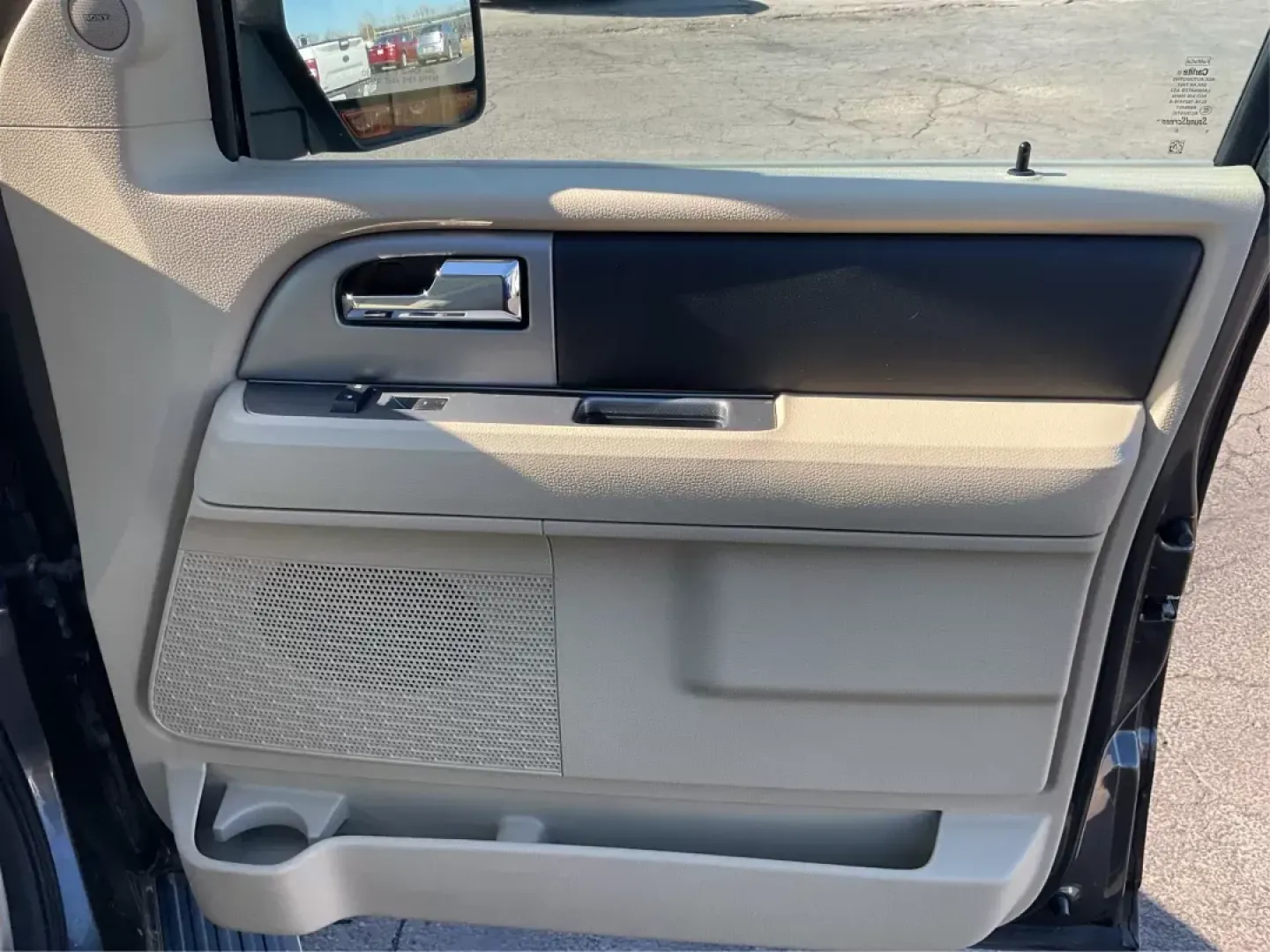 2017 Ford Expedition Limited (1FMJU2AT4HE) with an EcoBoost 3.5L V-6 gasoline direct injection engine, located at 1184 Kauffman Ave, Fairborn, OH, 45324, (937) 908-9800, 39.807072, -84.030914 - Third Row - Photo#19