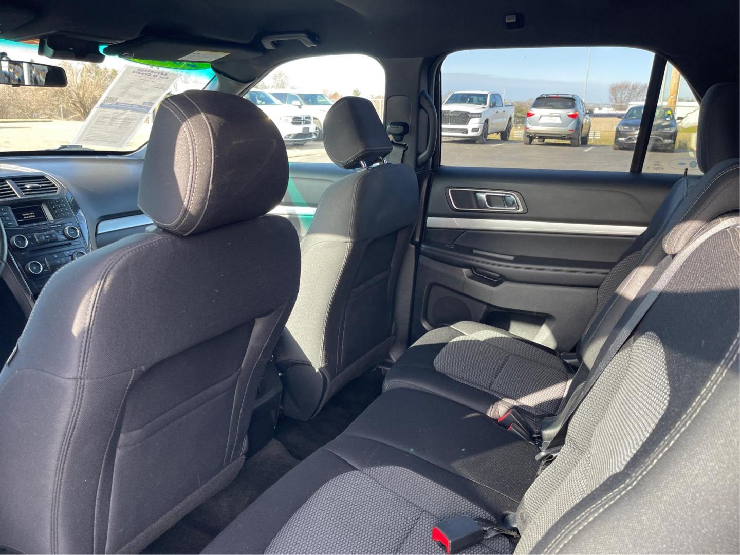 2017 Ford Explorer XLT (1FM5K8D83HG) with an 3.5L V-6 DOHC engine, located at 8750 N County Rd 25A, Piqua, OH, 45356, (937) 908-9800, 40.164391, -84.232513 - Third Row - Photo#9