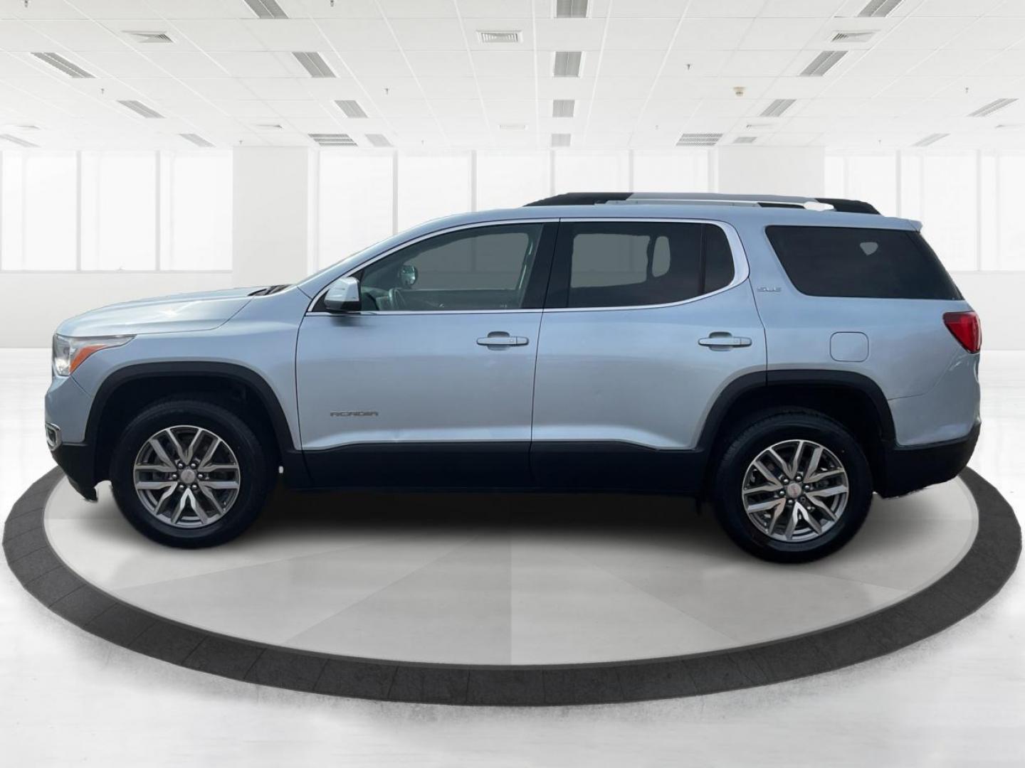 2017 GMC Acadia SLE-2 (1GKKNSLA3HZ) with an Other engine, located at 8750 N County Rd 25A, Piqua, OH, 45356, (937) 908-9800, 40.164391, -84.232513 - Third Row - Photo#5