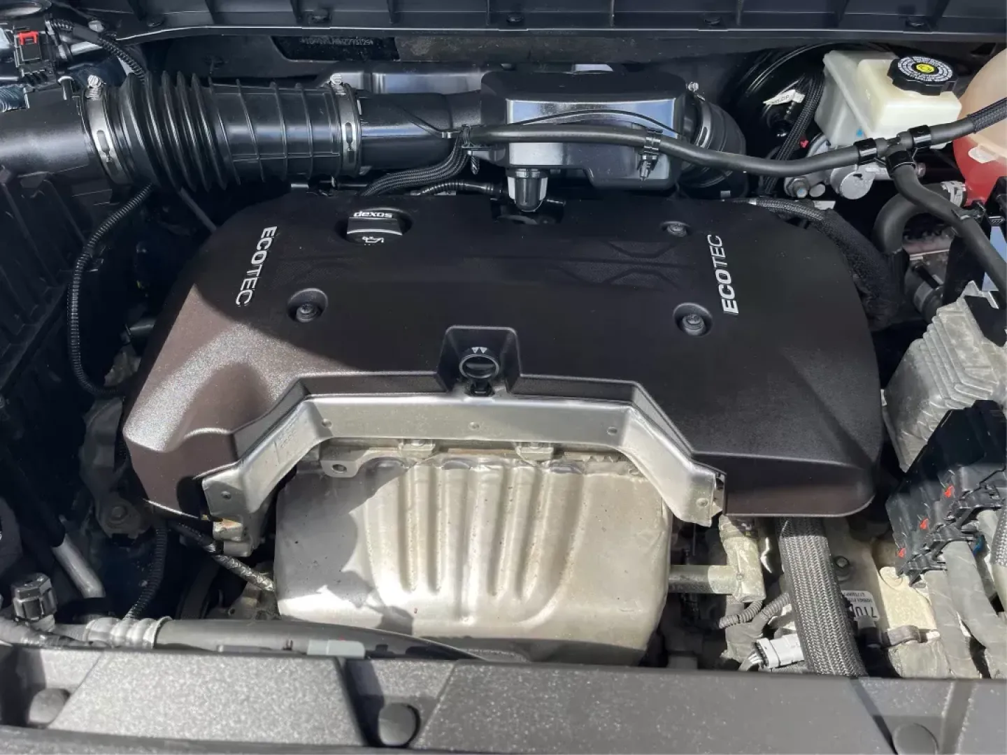 2017 GMC Acadia SLE-1 (1GKKNKLA5HZ) with an 2.5L I-4 gasoline direct injection engine, located at 1230 East Main St, Xenia, OH, 45385, (937) 908-9800, 39.688026, -83.910172 - Third Row - Photo#9