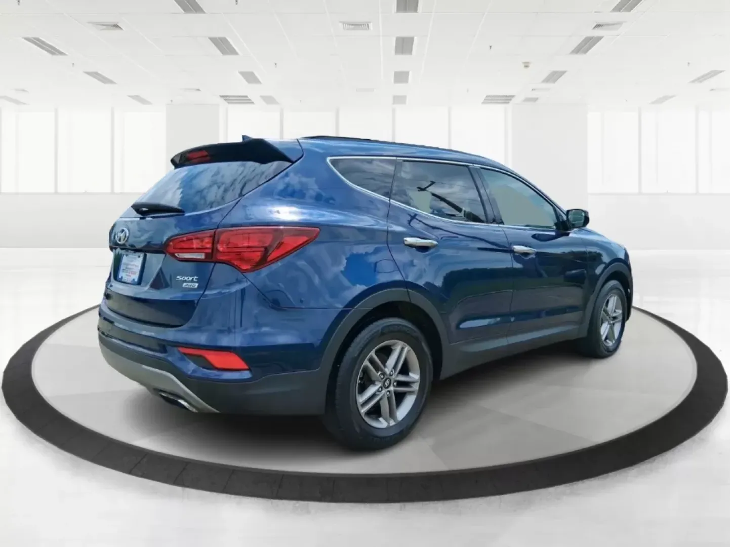 2017 Hyundai Santa Fe 2.4L (5XYZUDLB0HG) with an Theta II 2.4L I-4 gasoline direct injection engine, located at 1230 East Main St, Xenia, OH, 45385, (937) 908-9800, 39.688026, -83.910172 - **Embrace Adventure with the 2017 Hyundai Santa Fe at Advantage Car and Credit - Moraine!**<br /> <br /> Are you ready to elevate your lifestyle with a versatile vehicle that can keep up with your busy schedule? Look no further than the 2017 Hyundai Santa Fe, an SUV designed for those who love famil - Photo#2