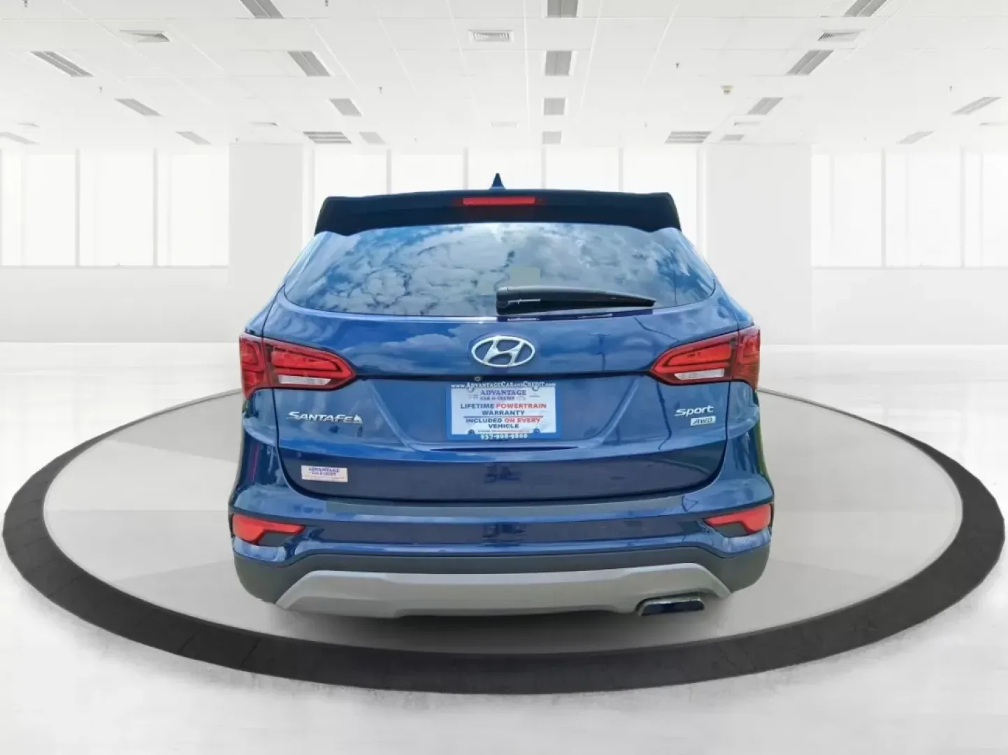 2017 Hyundai Santa Fe 2.4L (5XYZUDLB0HG) with an Theta II 2.4L I-4 gasoline direct injection engine, located at 1230 East Main St, Xenia, OH, 45385, (937) 908-9800, 39.688026, -83.910172 - **Embrace Adventure with the 2017 Hyundai Santa Fe at Advantage Car and Credit - Moraine!**<br /> <br /> Are you ready to elevate your lifestyle with a versatile vehicle that can keep up with your busy schedule? Look no further than the 2017 Hyundai Santa Fe, an SUV designed for those who love famil - Photo#3