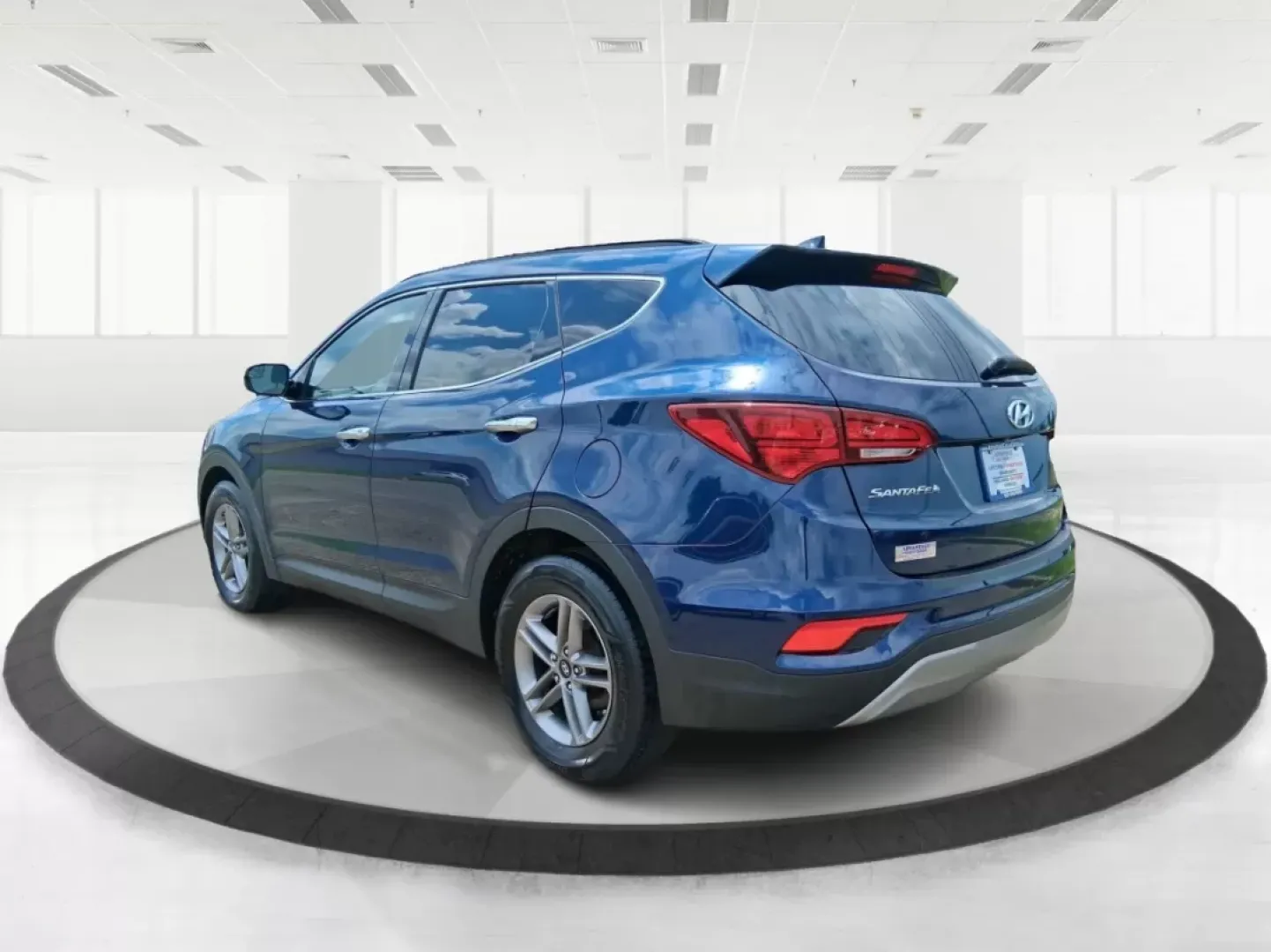 2017 Hyundai Santa Fe 2.4L (5XYZUDLB0HG) with an Theta II 2.4L I-4 gasoline direct injection engine, located at 1230 East Main St, Xenia, OH, 45385, (937) 908-9800, 39.688026, -83.910172 - **Embrace Adventure with the 2017 Hyundai Santa Fe at Advantage Car and Credit - Moraine!**<br /> <br /> Are you ready to elevate your lifestyle with a versatile vehicle that can keep up with your busy schedule? Look no further than the 2017 Hyundai Santa Fe, an SUV designed for those who love famil - Photo#4