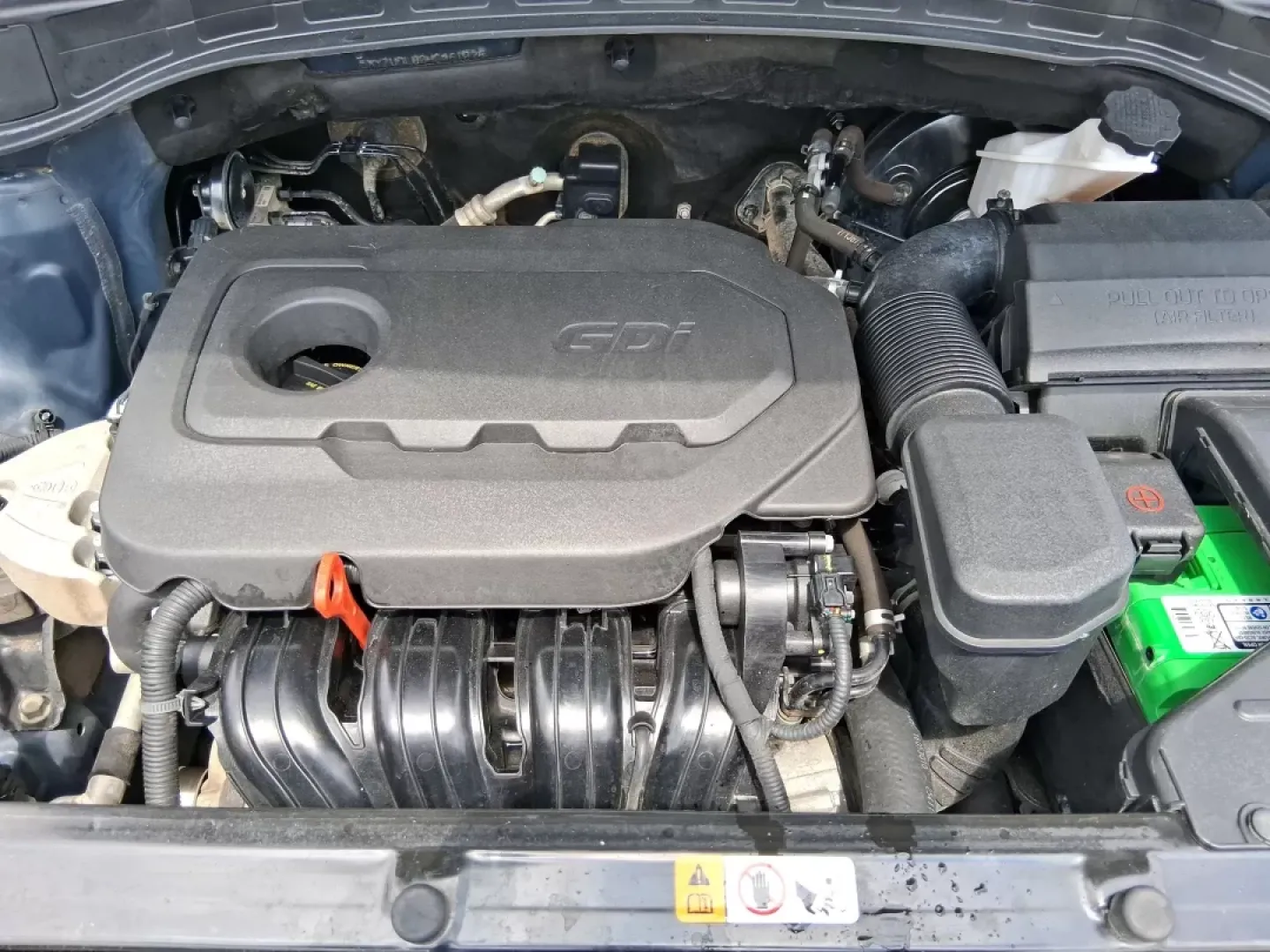 2017 Hyundai Santa Fe 2.4L (5XYZUDLB0HG) with an Theta II 2.4L I-4 gasoline direct injection engine, located at 1230 East Main St, Xenia, OH, 45385, (937) 908-9800, 39.688026, -83.910172 - **Embrace Adventure with the 2017 Hyundai Santa Fe at Advantage Car and Credit - Moraine!**<br /> <br /> Are you ready to elevate your lifestyle with a versatile vehicle that can keep up with your busy schedule? Look no further than the 2017 Hyundai Santa Fe, an SUV designed for those who love famil - Photo#11