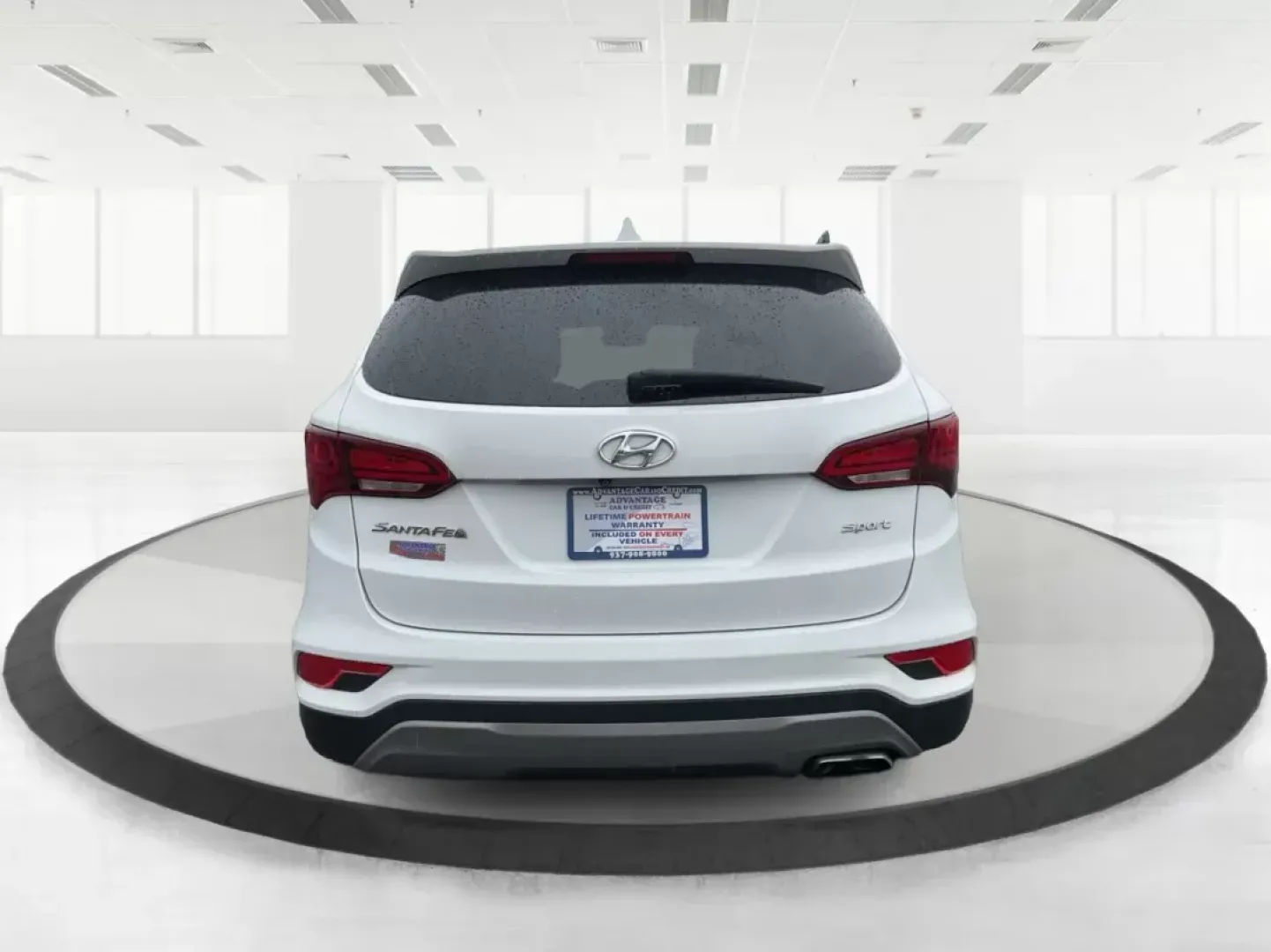 2017 Hyundai Santa Fe Sport 2.4L (5NMZT3LB8HH) with an Theta II 2.4L I-4 gasoline direct injection engine, located at 1184 Kauffman Ave, Fairborn, OH, 45324, (937) 908-9800, 39.807072, -84.030914 - **Unleash Adventure with the 2017 Hyundai Santa Fe Sport: Your Next Family SUV Awaits!**<br /> <br /> Are you ready to elevate your family's adventures? Whether you're heading out for a weekend getaway, school drop-offs, or simply navigating the daily commute, the **2017 Hyundai Santa Fe Sport** is - Photo#3