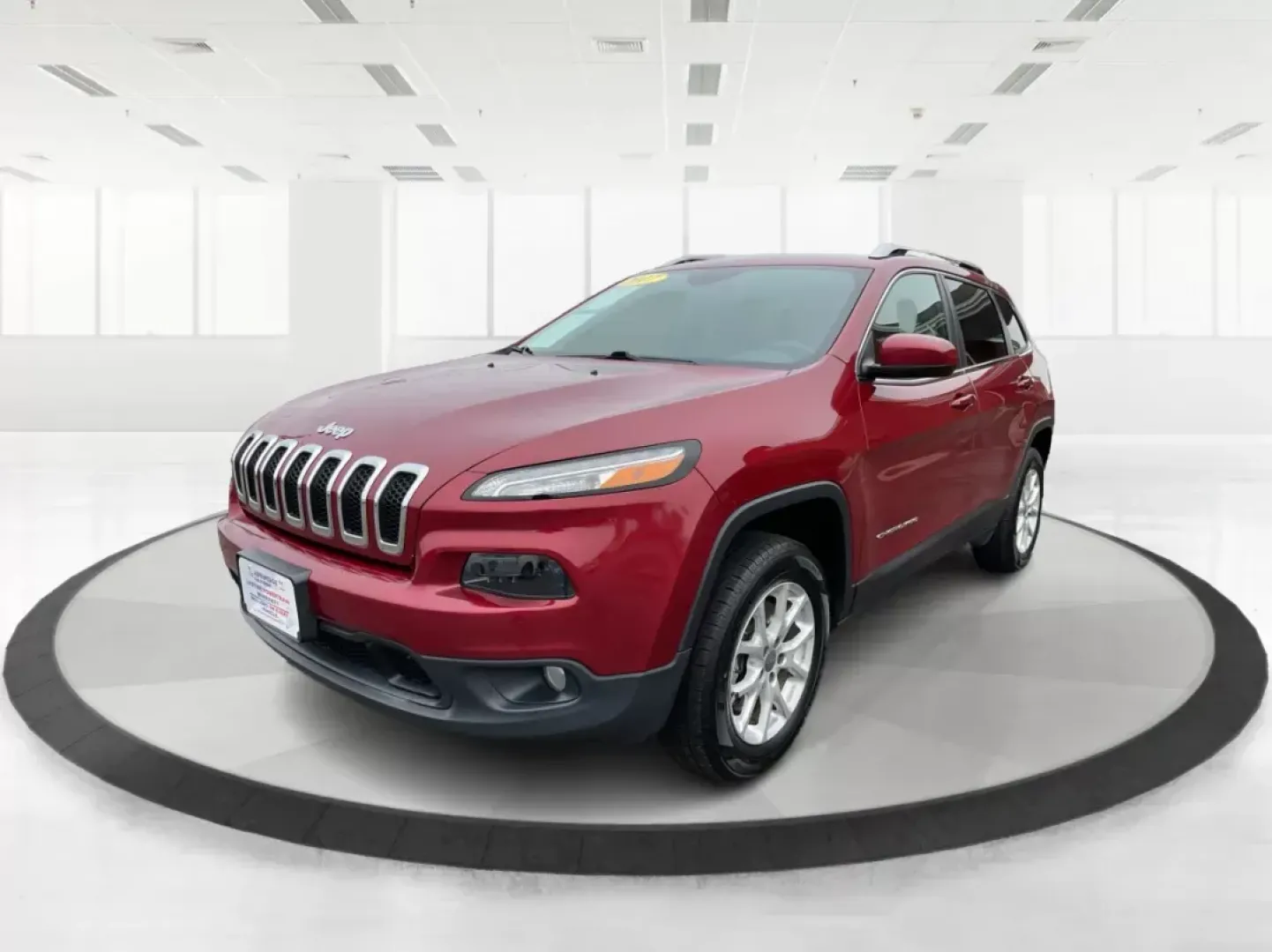 2017 Jeep Cherokee Latitude 4x4 (1C4PJMCB8HW) with an Pentastar 3.2L V-6 DOHC engine, located at 1099 N County Rd 25A , Troy, OH, 45373, (937) 908-9800, 40.057079, -84.212883 - 2017 Jeep Cherokee Latitude 4x4 - Photo#7