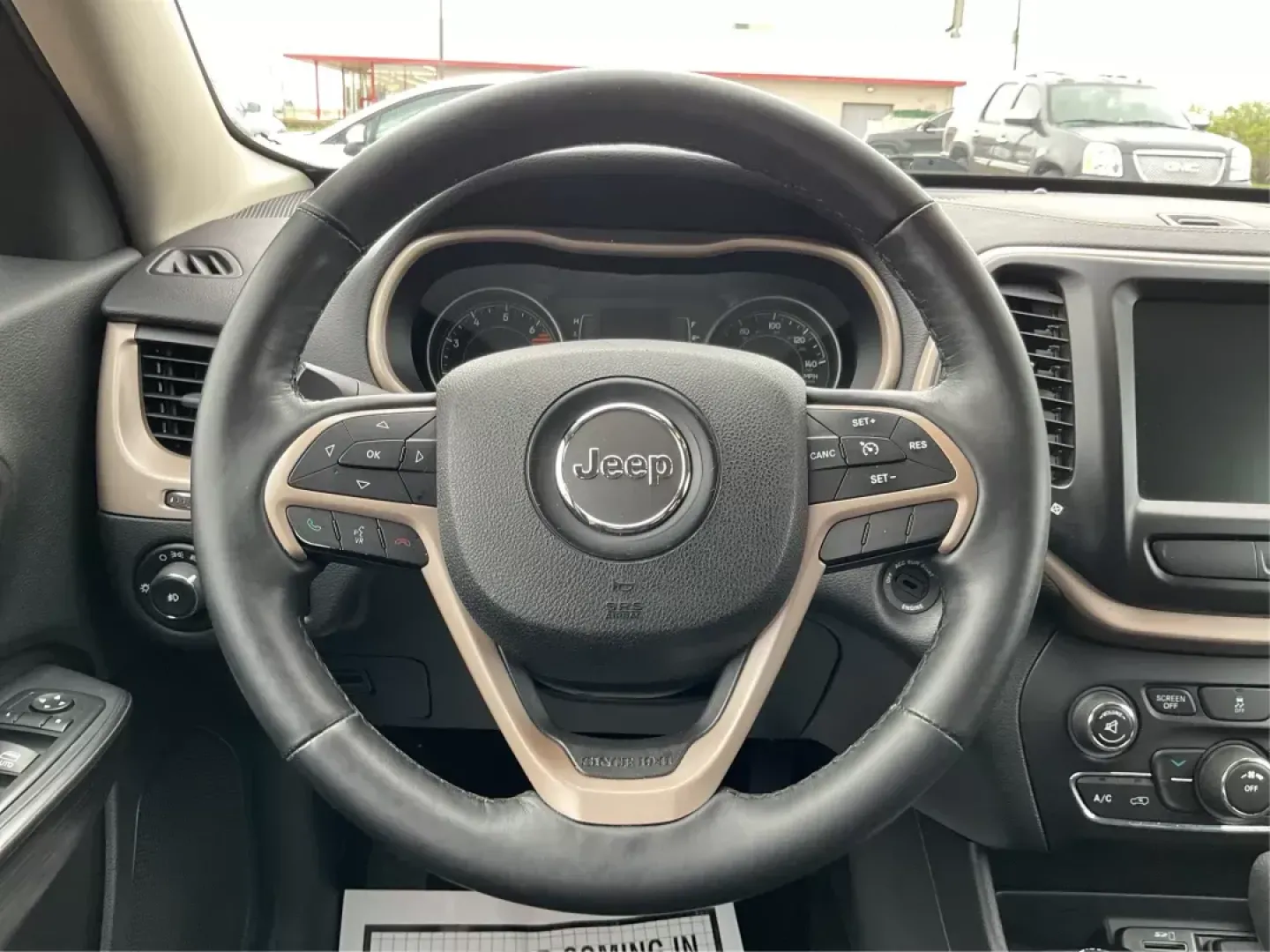 2017 Jeep Cherokee Latitude 4x4 (1C4PJMCB8HW) with an Pentastar 3.2L V-6 DOHC engine, located at 1099 N County Rd 25A , Troy, OH, 45373, (937) 908-9800, 40.057079, -84.212883 - 2017 Jeep Cherokee Latitude 4x4 - Photo#15