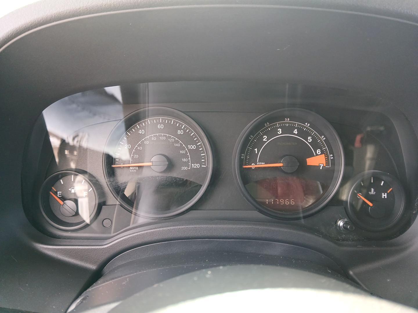 2017 Jeep Patriot Latitude 2WD (1C4NJPFA3HD) with an 2.0L L4 DOHC 16V engine, located at 1099 N County Rd 25A , Troy, OH, 45373, (937) 908-9800, 40.057079, -84.212883 - 2017 Jeep Patriot Latitude 2WD - Photo#14