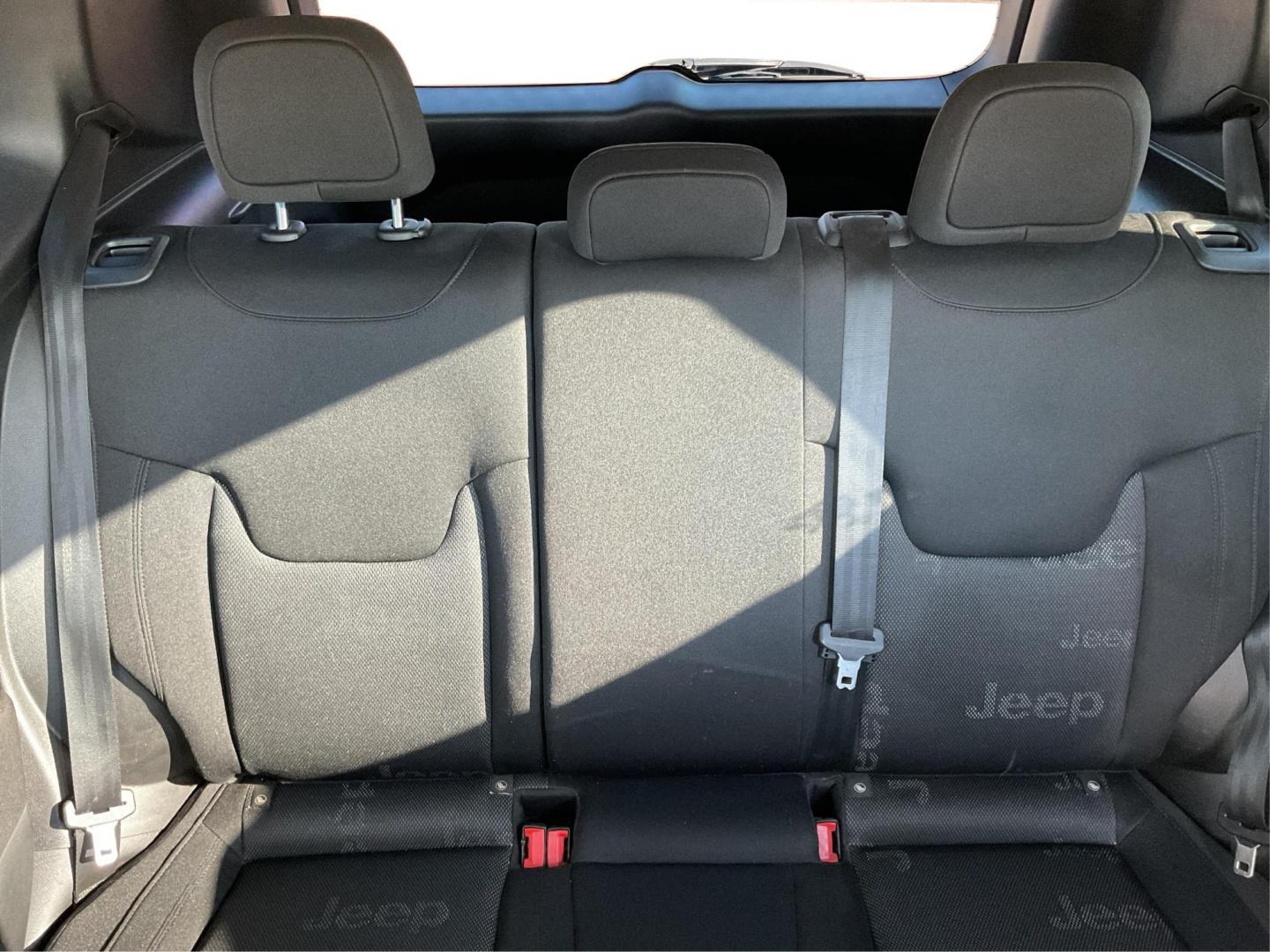 2017 Jeep Renegade Sport 4x4 (ZACCJBAH3HP) with an MultiAir 1.4L I-4 variable valve control engine, Manual transmission, located at 1099 N County Rd 25A , Troy, OH, 45373, (937) 908-9800, 40.057079, -84.212883 - 2017 Jeep Renegade Sport 4x4 - Photo#11