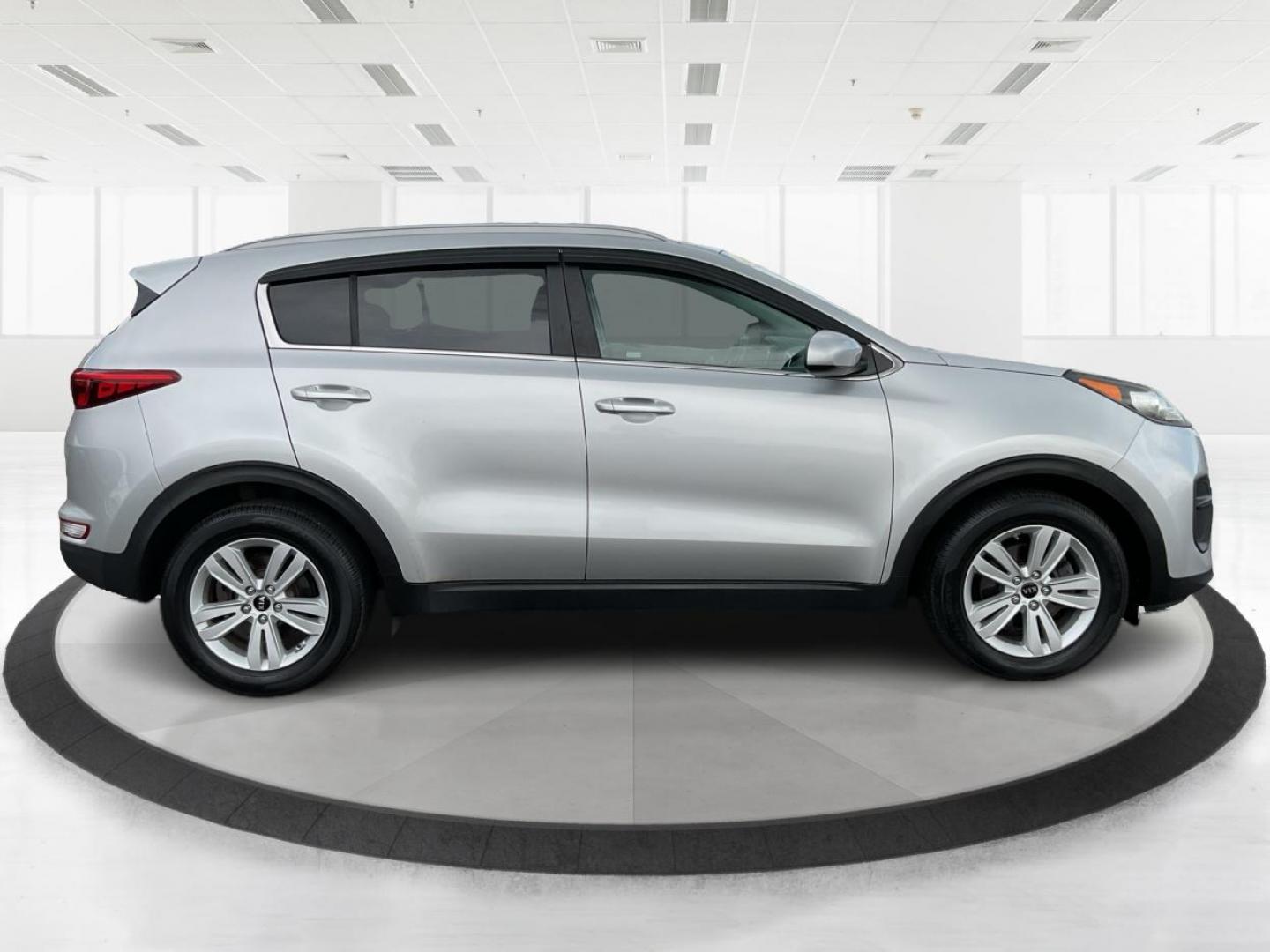 2017 Kia Sportage LX (KNDPM3AC2H7) with an Theta II 2.4L I-4 gasoline direct injection engine, located at 1230 East Main St, Xenia, OH, 45385, (937) 908-9800, 39.688026, -83.910172 - 2017 Kia Sportage LX - Photo#1