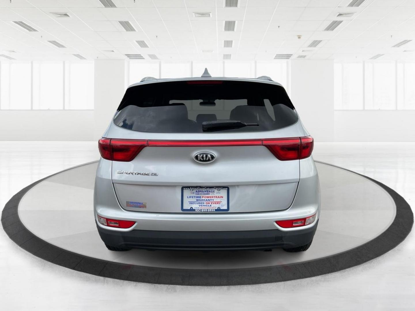 2017 Kia Sportage LX (KNDPM3AC2H7) with an Theta II 2.4L I-4 gasoline direct injection engine, located at 1230 East Main St, Xenia, OH, 45385, (937) 908-9800, 39.688026, -83.910172 - 2017 Kia Sportage LX - Photo#4