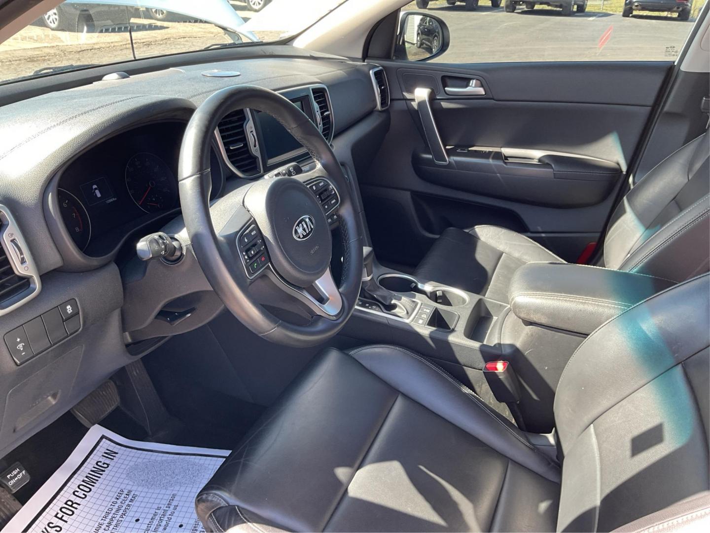 2017 Kia Sportage EX (KNDPNCAC0H7) with an Theta II 2.4L I-4 gasoline direct injection engine, located at 1184 Kauffman Ave, Fairborn, OH, 45324, (937) 908-9800, 39.807072, -84.030914 - 2017 Kia Sportage EX - Photo#7