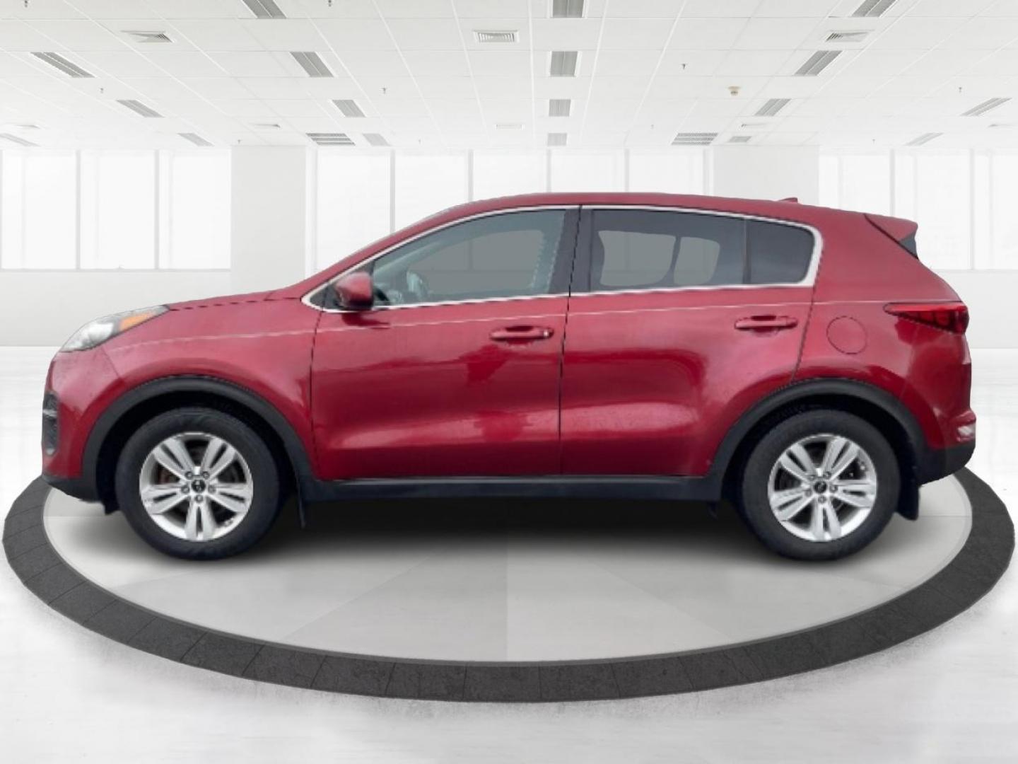 2017 Kia Sportage LX FWD (KNDPM3AC7H7) with an 2.4L V6 DOHC 24V engine, 6-Speed Automatic transmission, located at 1951 S Dayton Lakeview Rd., New Carlisle, OH, 45344, (937) 908-9800, 39.890999, -84.050255 - 2017 Kia Sportage LX FWD - Photo#2