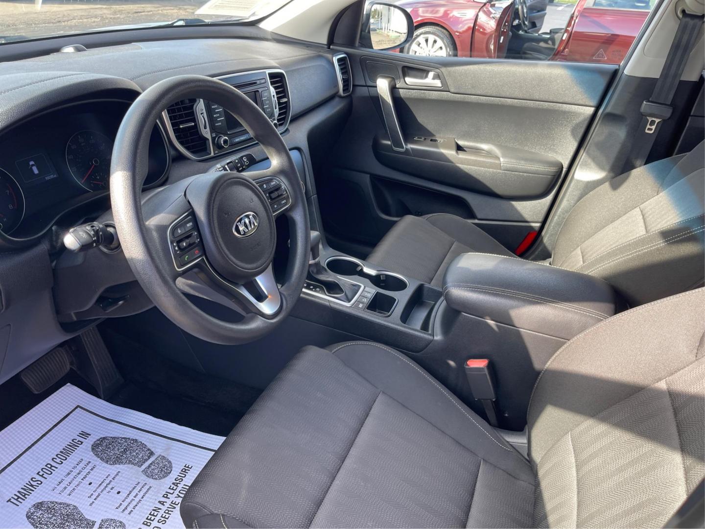 2017 Kia Sportage LX AWD (KNDPMCAC1H7) with an 2.4L V6 DOHC 24V engine, 6-Speed Automatic transmission, located at 8750 N County Rd 25A, Piqua, OH, 45356, (937) 908-9800, 40.164391, -84.232513 - 2017 Kia Sportage LX AWD - Photo#8