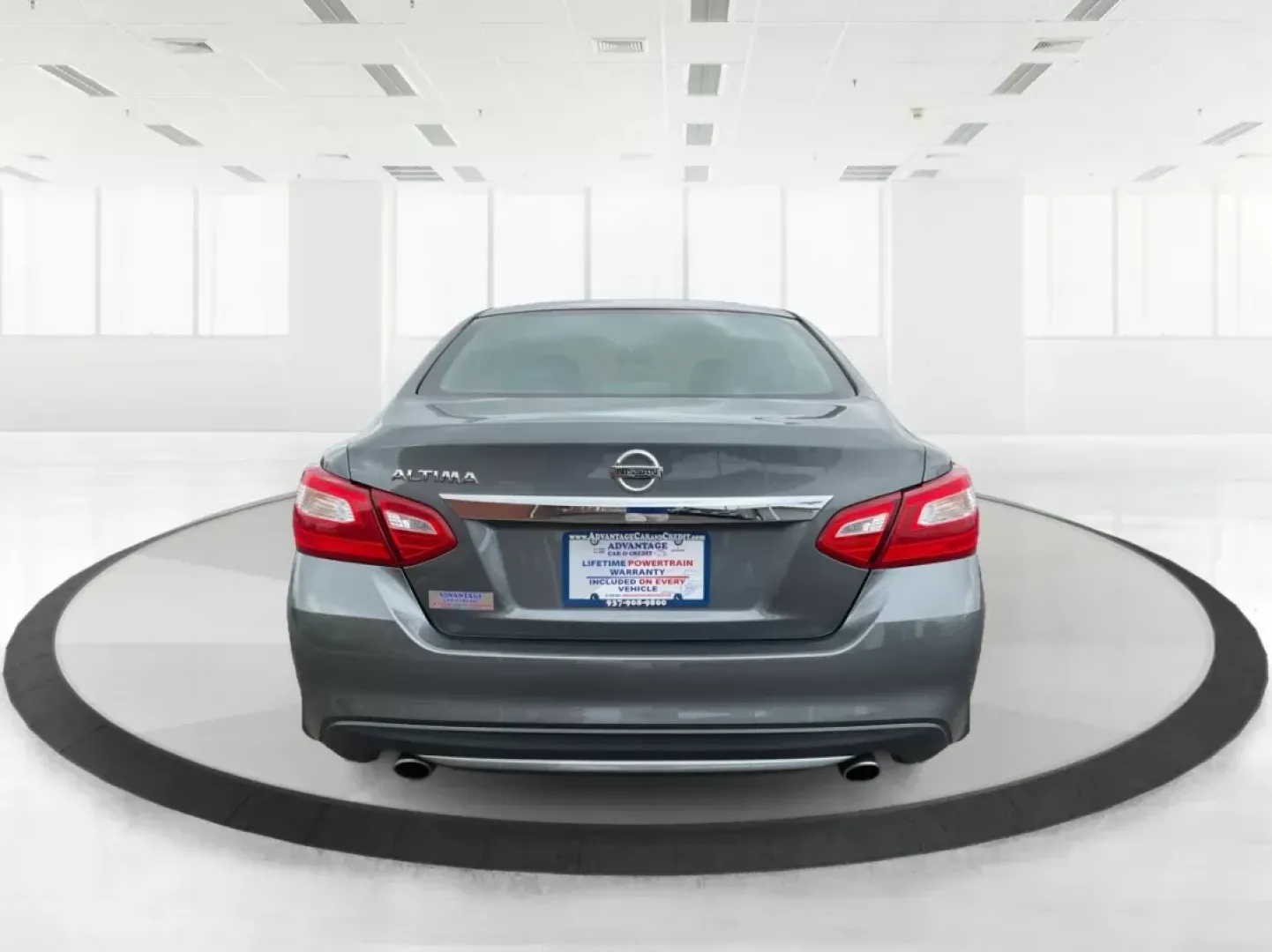 2017 Nissan Altima 2.5 S (1N4AL3APXHC) with an 2.5L I-4 DOHC engine, located at 401 Woodman Dr, Riverside, OH, 45431, (937) 908-9800, 39.760899, -84.123421 - 2017 Nissan Altima 2.5 S - Photo#3