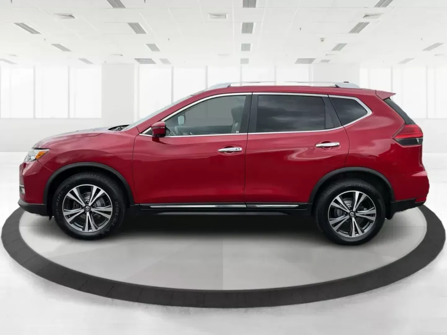 2017 Nissan Rogue SL (JN8AT2MV2HW) with an 2.5L I-4 DOHC engine, located at 8750 N County Rd 25A, Piqua, OH, 45356, (937) 908-9800, 40.164391, -84.232513 - **Discover Adventure with the 2017 Nissan Rogue SL at Advantage Car and Credit!**<br /> <br /> Looking for an SUV that perfectly balances style, comfort, and capability? The 2017 Nissan Rogue SL, available at Advantage Car and Credit in Fairborn, OH, is the ideal vehicle for families on the go, week - Photo#5